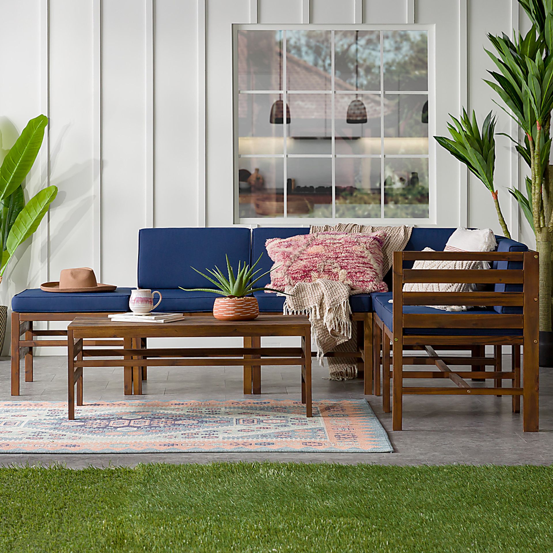 Outdoor Evernon II Navy 7 Piece Sectional Set - Image 6