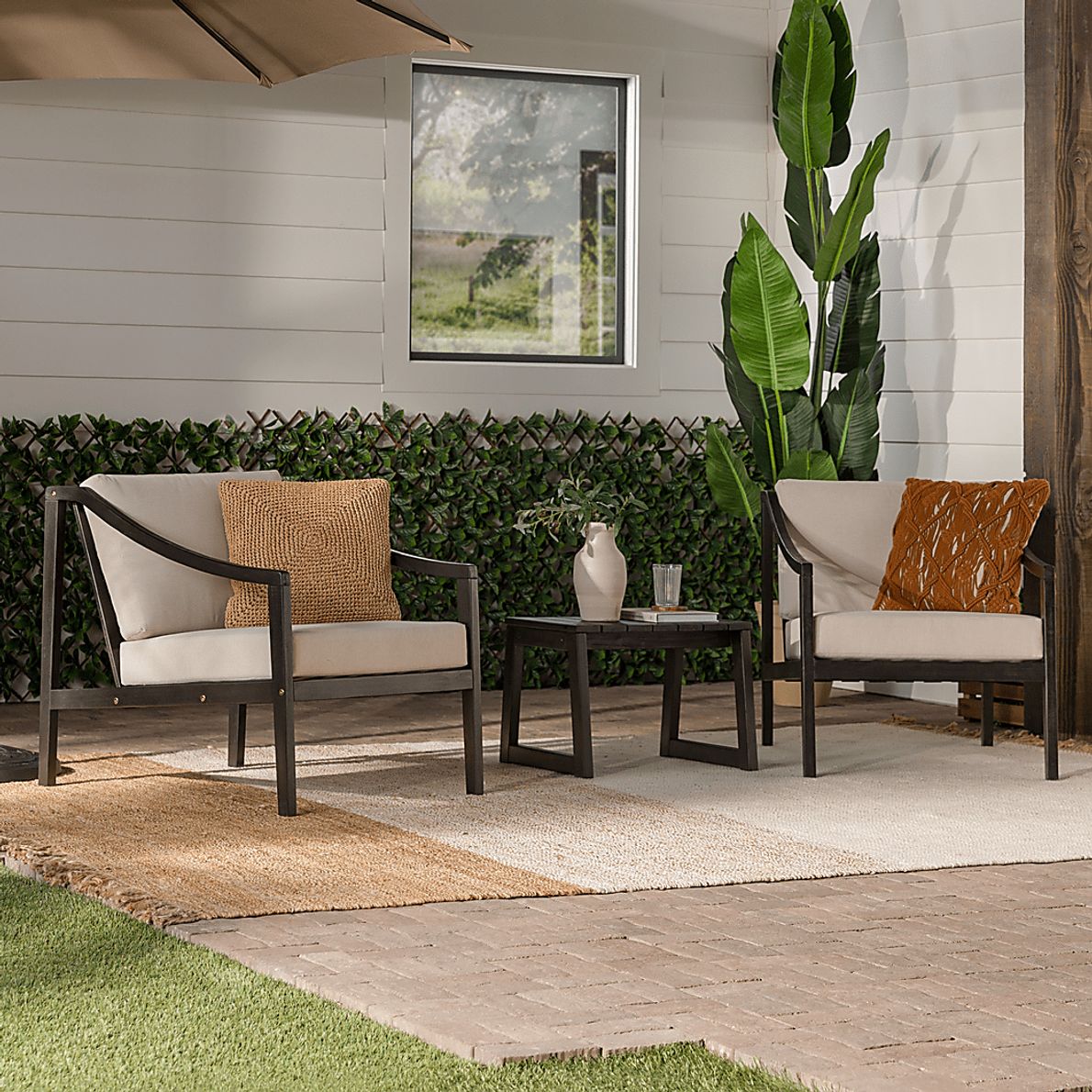 Outdoor Guilmere Black 3pc Chat Set