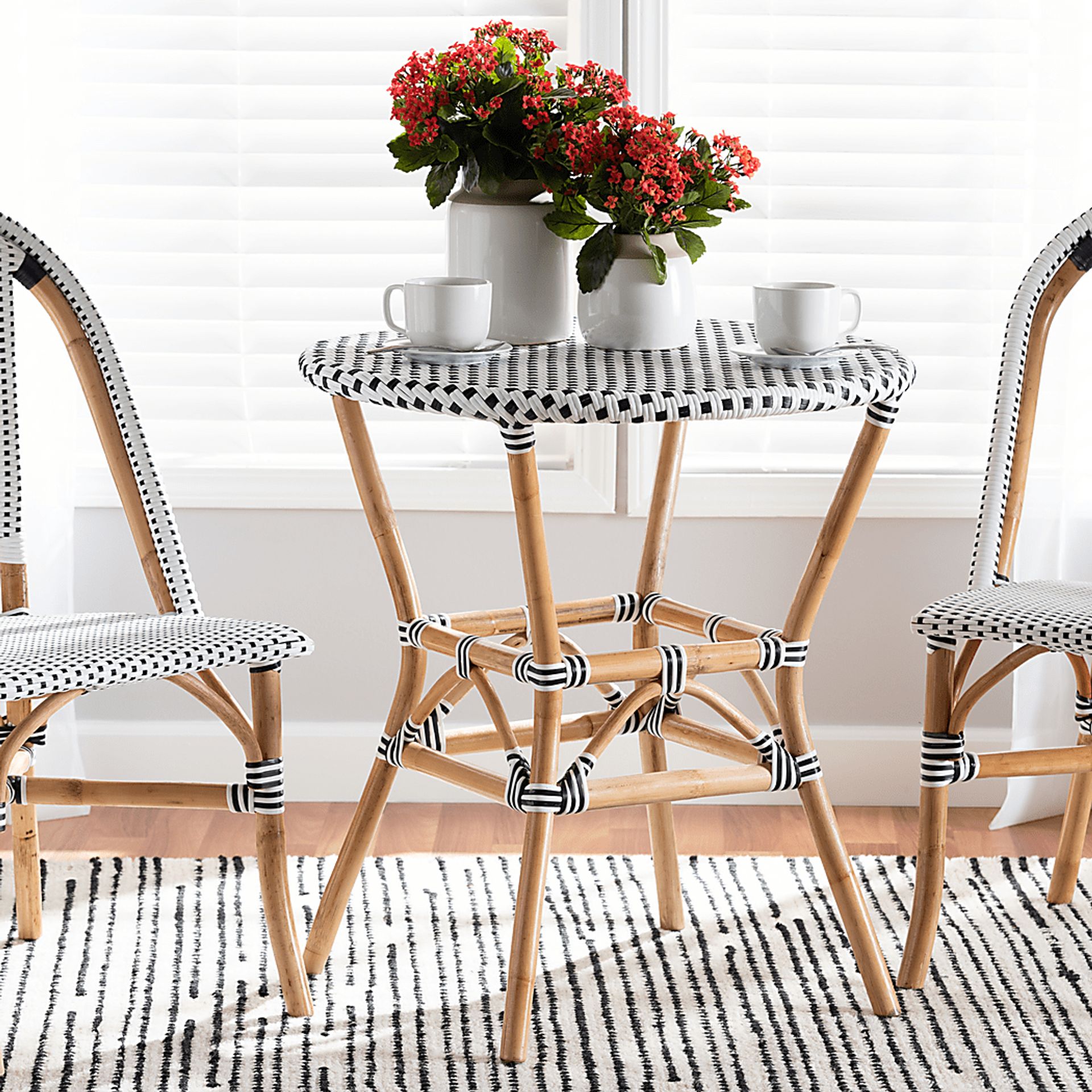 Outdoor Nalina Elle Black Dining Table - Image 2