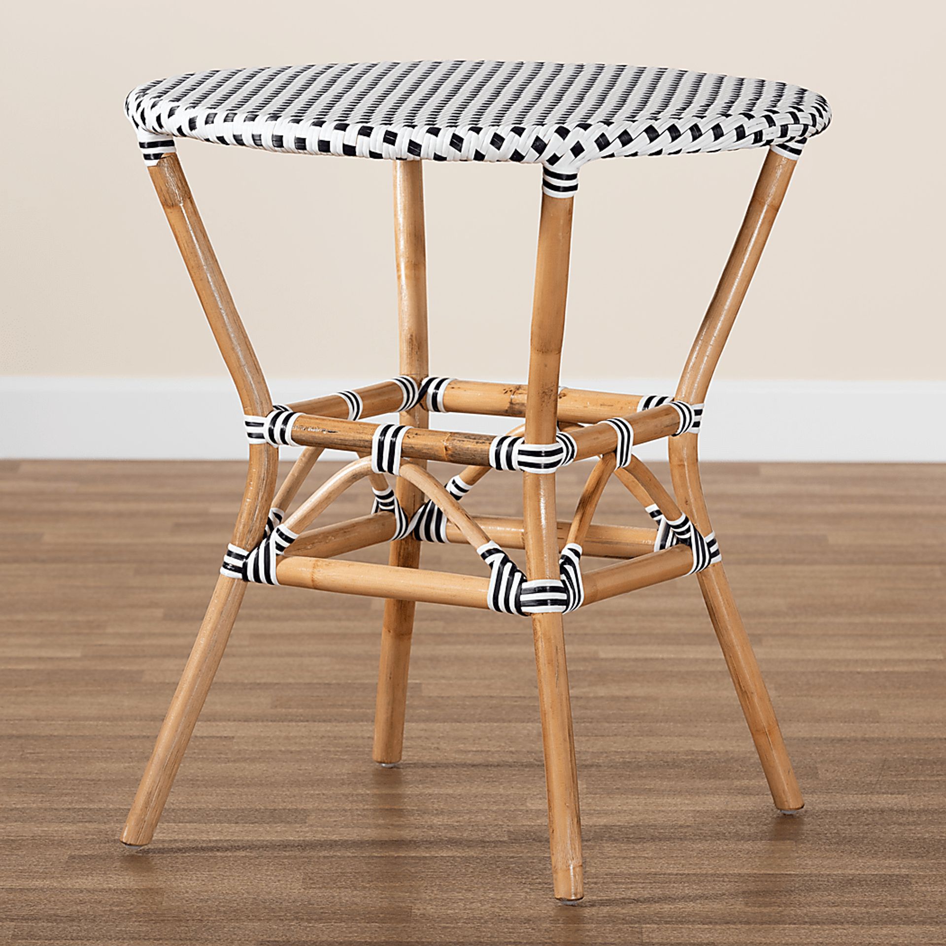 Outdoor Nalina Elle Black Dining Table - Image 7