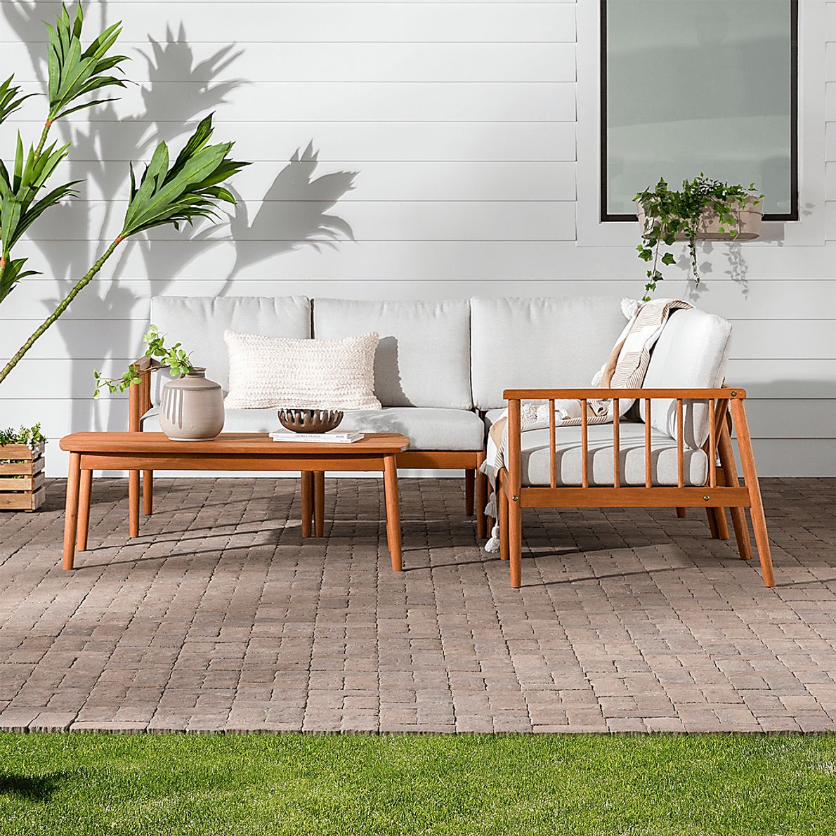 Outdoor Shellrich Coast Brown 6pc Chat Set