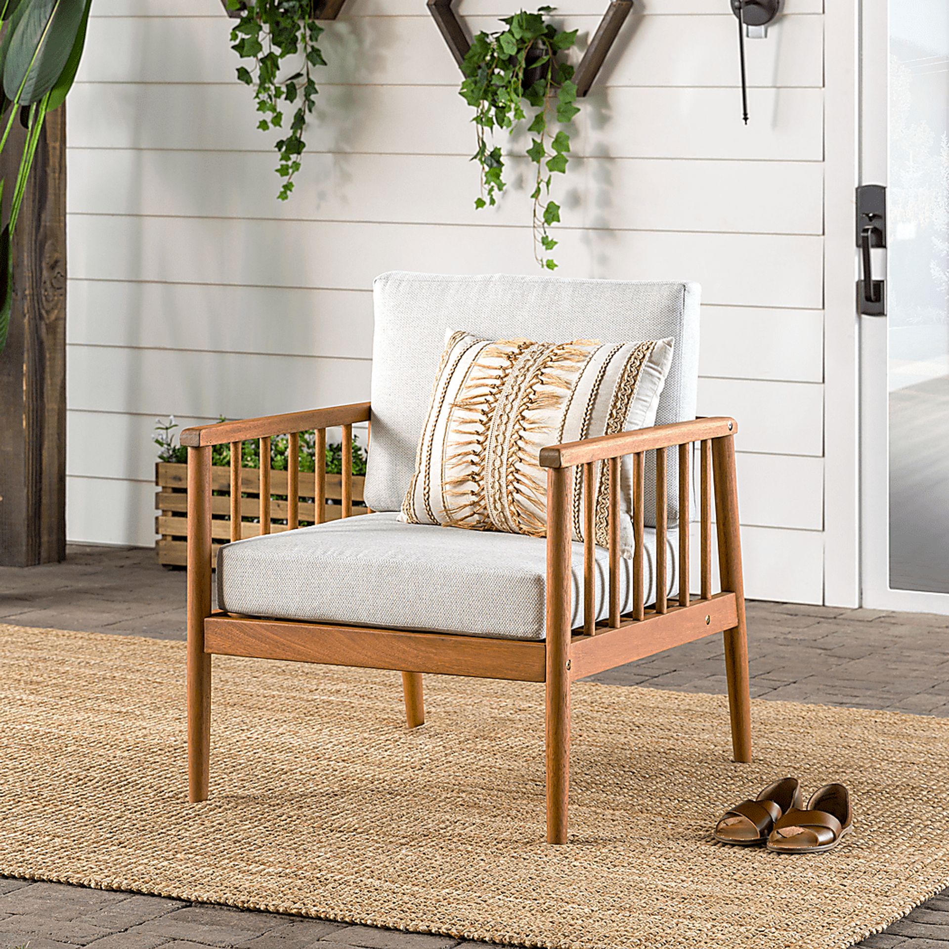 Outdoor Shellrich Coast Brown Accent Chair - Image 3