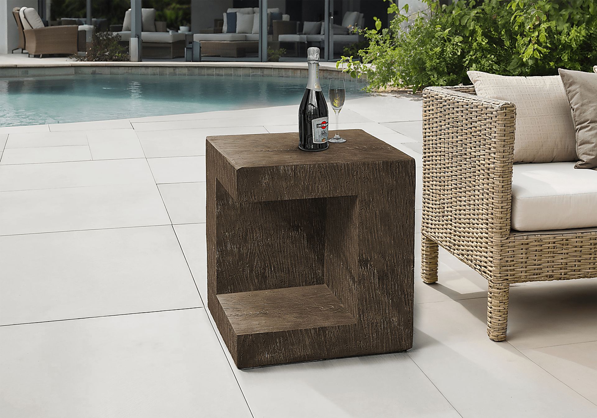 Outdoor Spheremart Brown End Table - Image 3