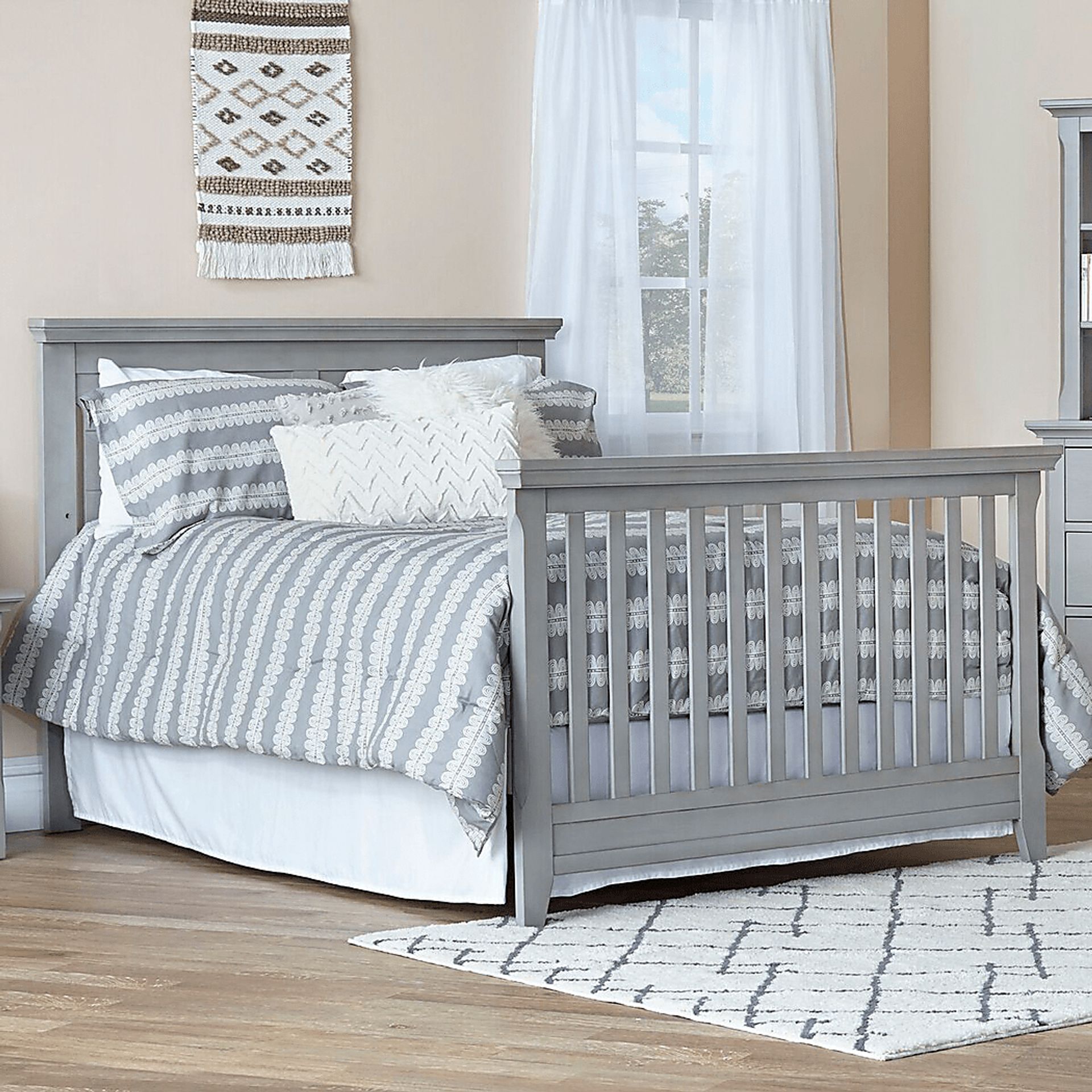 Overland Point 6 Pc Gray Bedroom Set With Crib Dresser Changing Set Conversion Rails Toddler Rail Rooms to Go