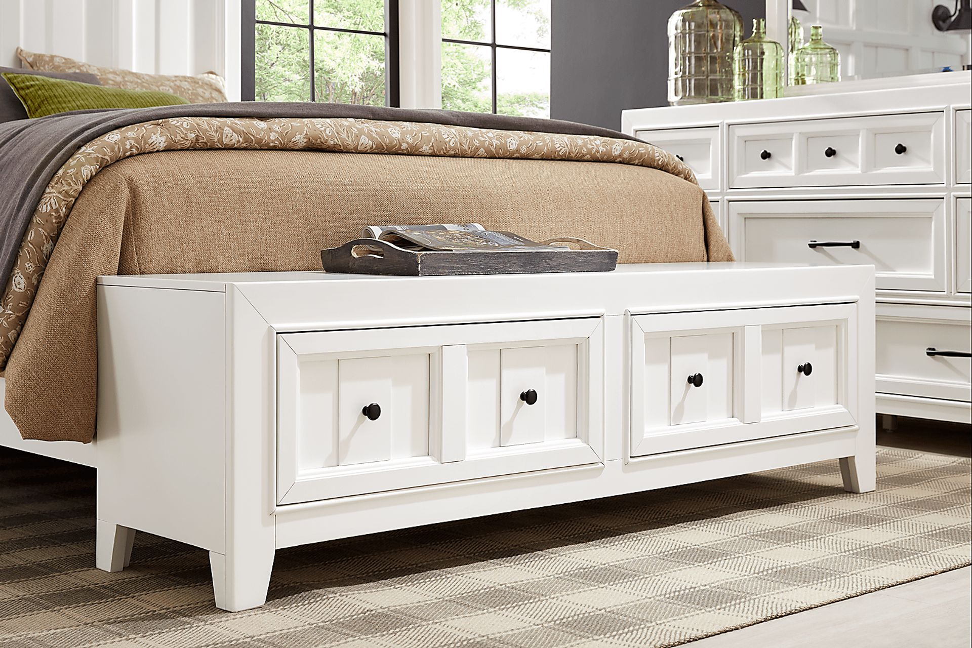 Owings Mill White 3 Pc King Storage Bed - Image 5