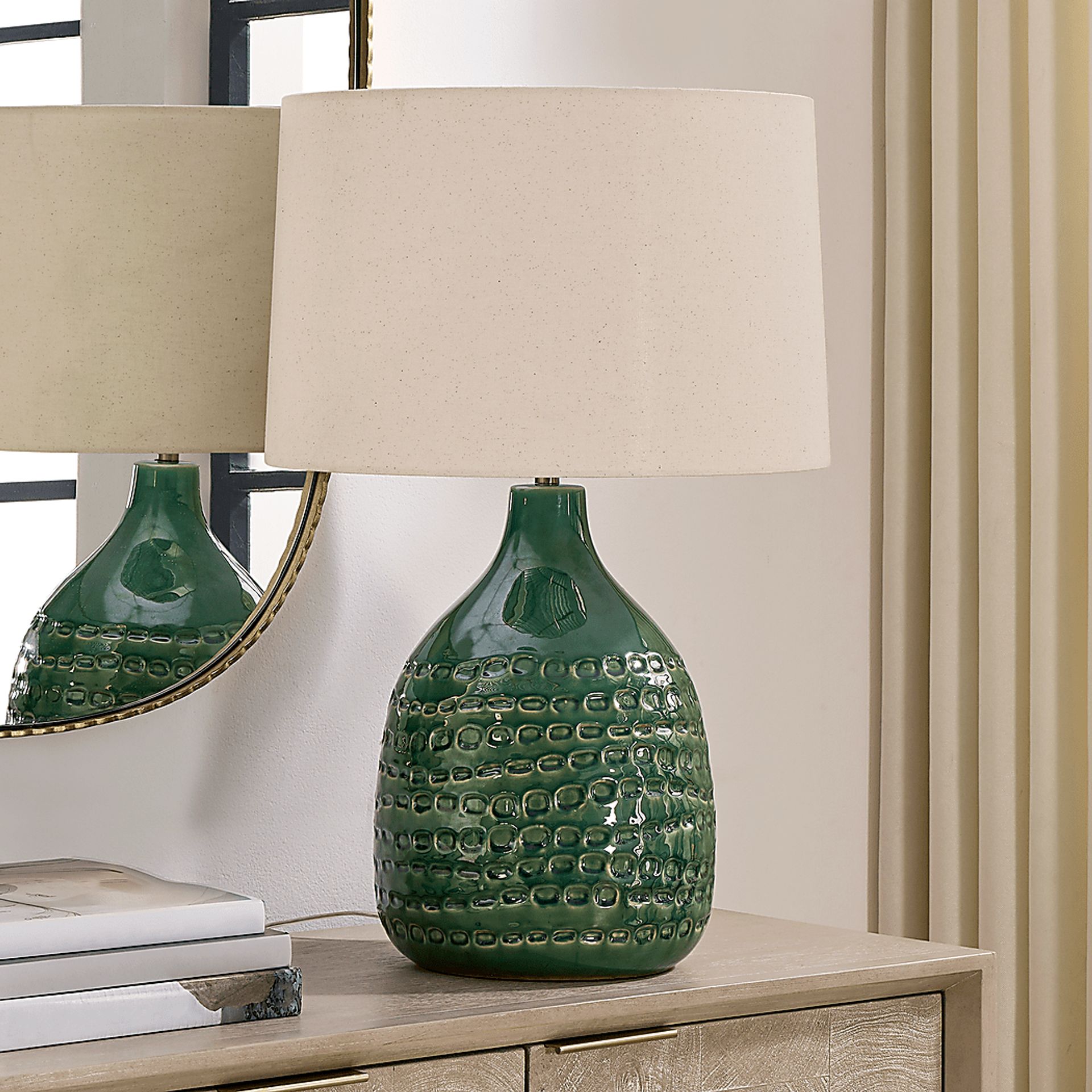 Oxmeda Green Lamp - Image 2