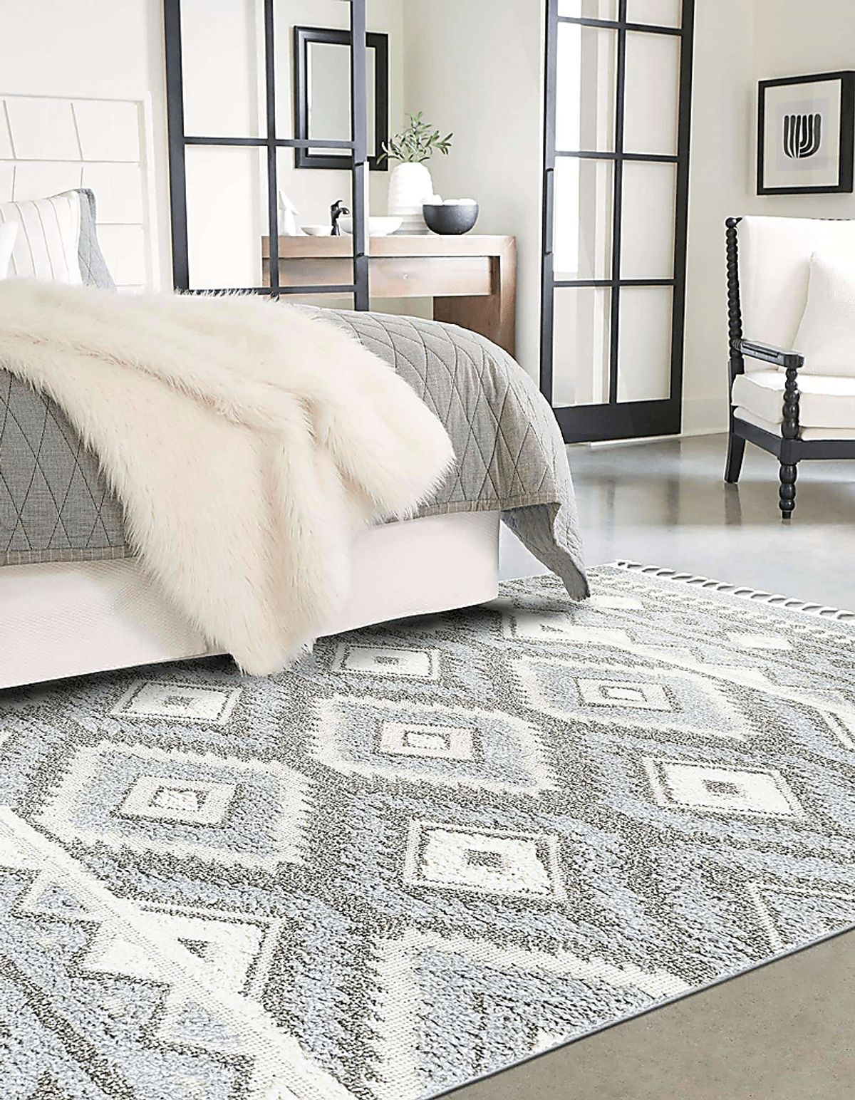 Paari Gray,White Rugs | Rooms to Go