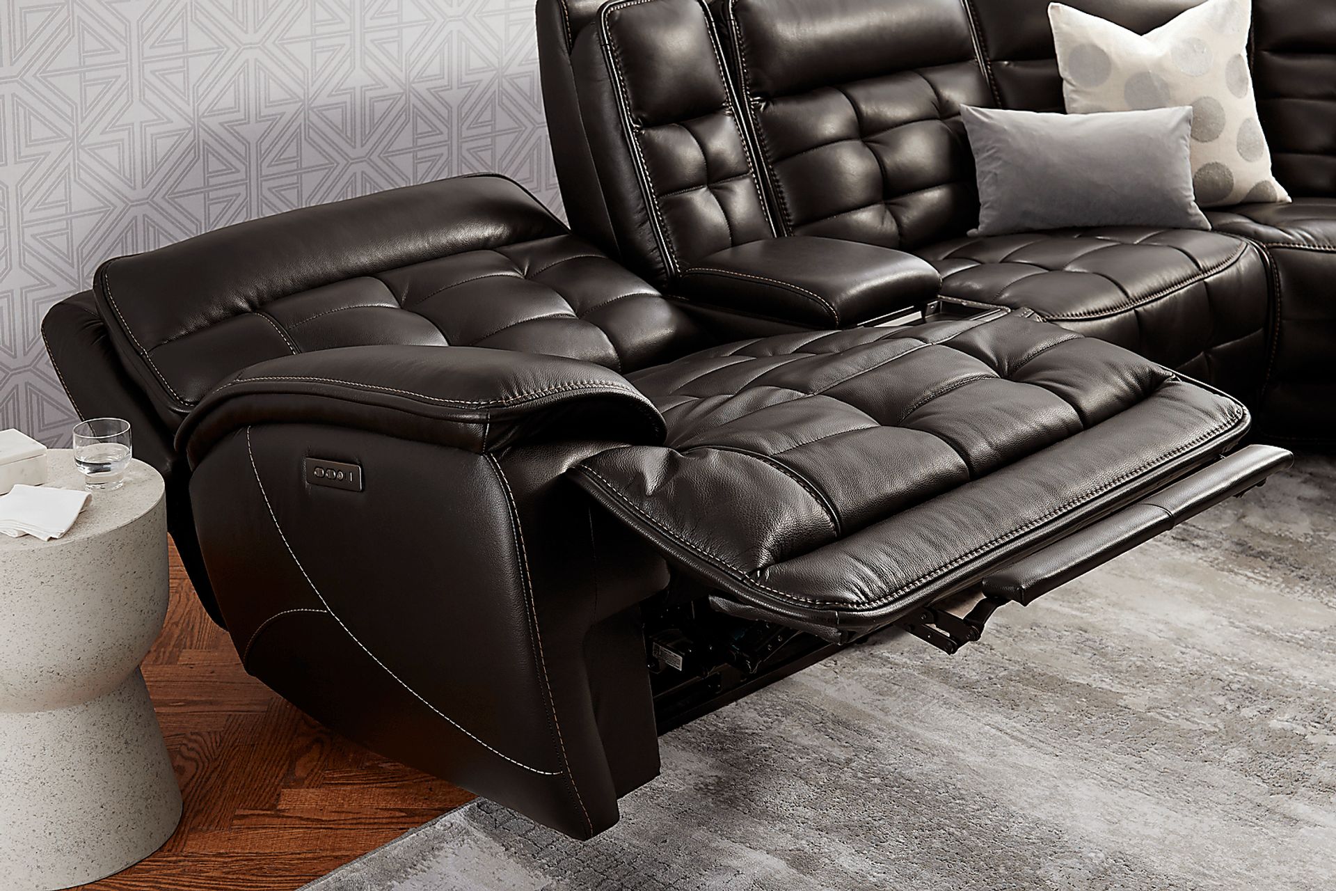 Pacific Heights Black Cherry 7 Pc Dual Power Reclining Sectional - Image 7