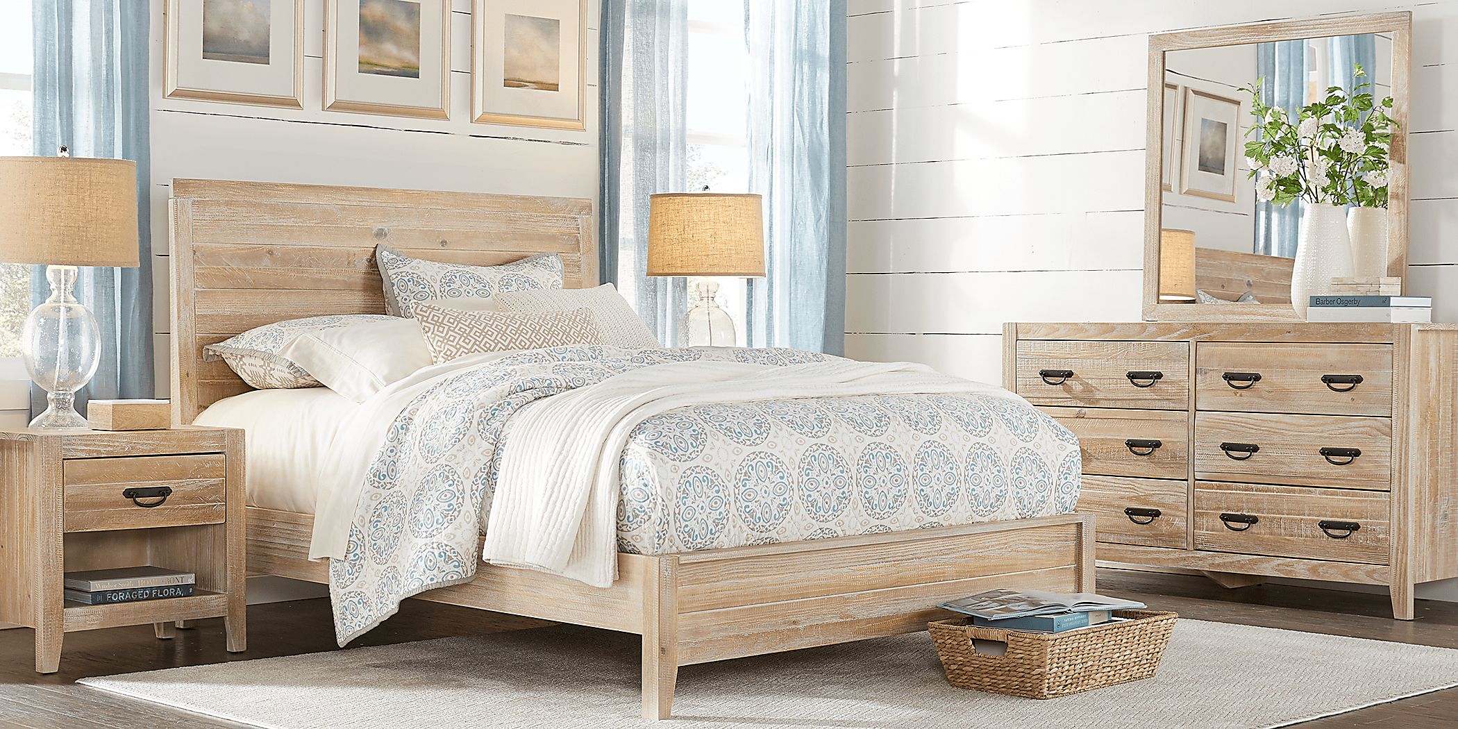 https://assets.roomstogo.com/product/palm-grove-taffy-7-pc-queen-panel-bedroom_8085304P_image-room?cache-id=90bb67fcecb45e674d3b5da9208d8e28