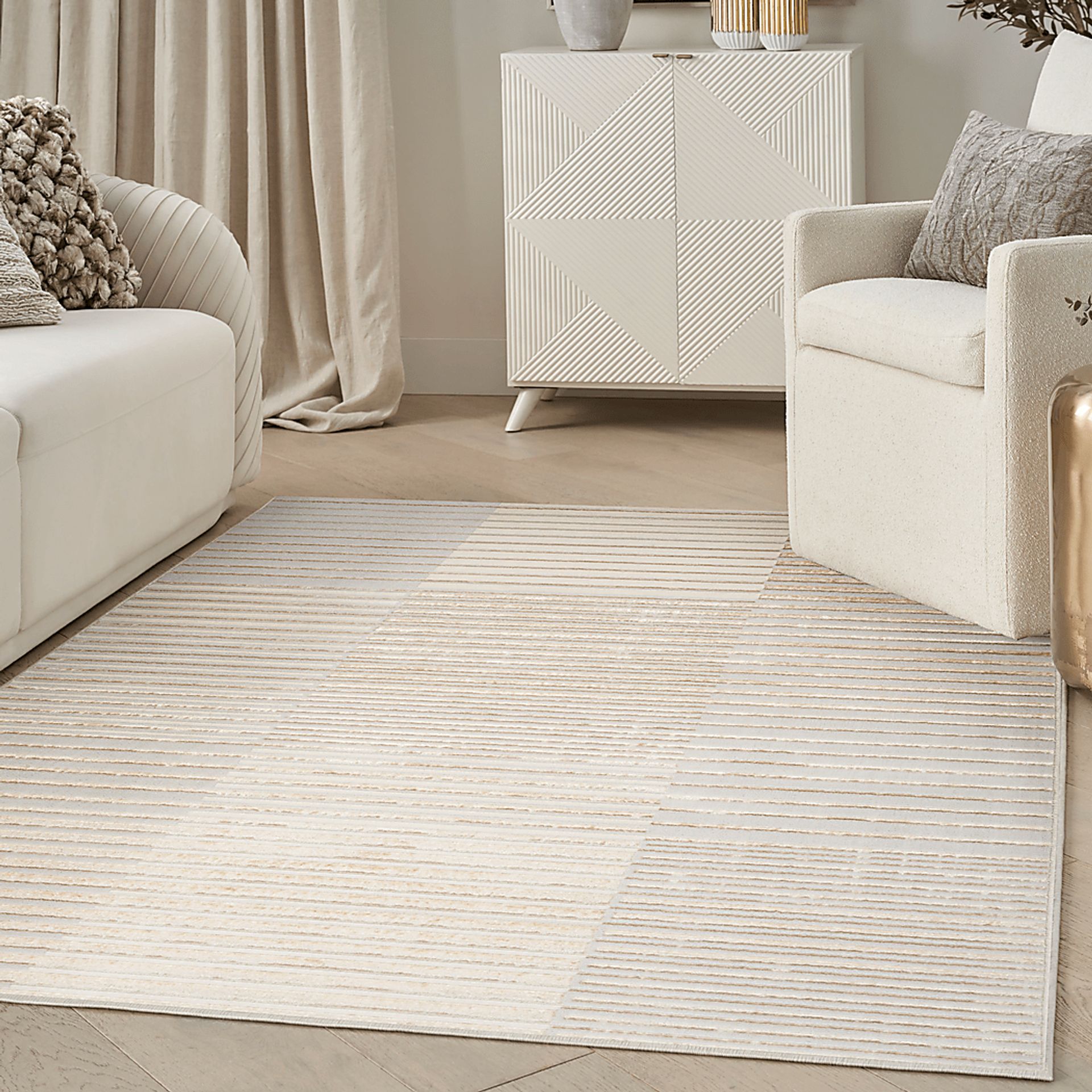 Paphi Beige/Silver 5'3 x 7'3 Rug - Image 3