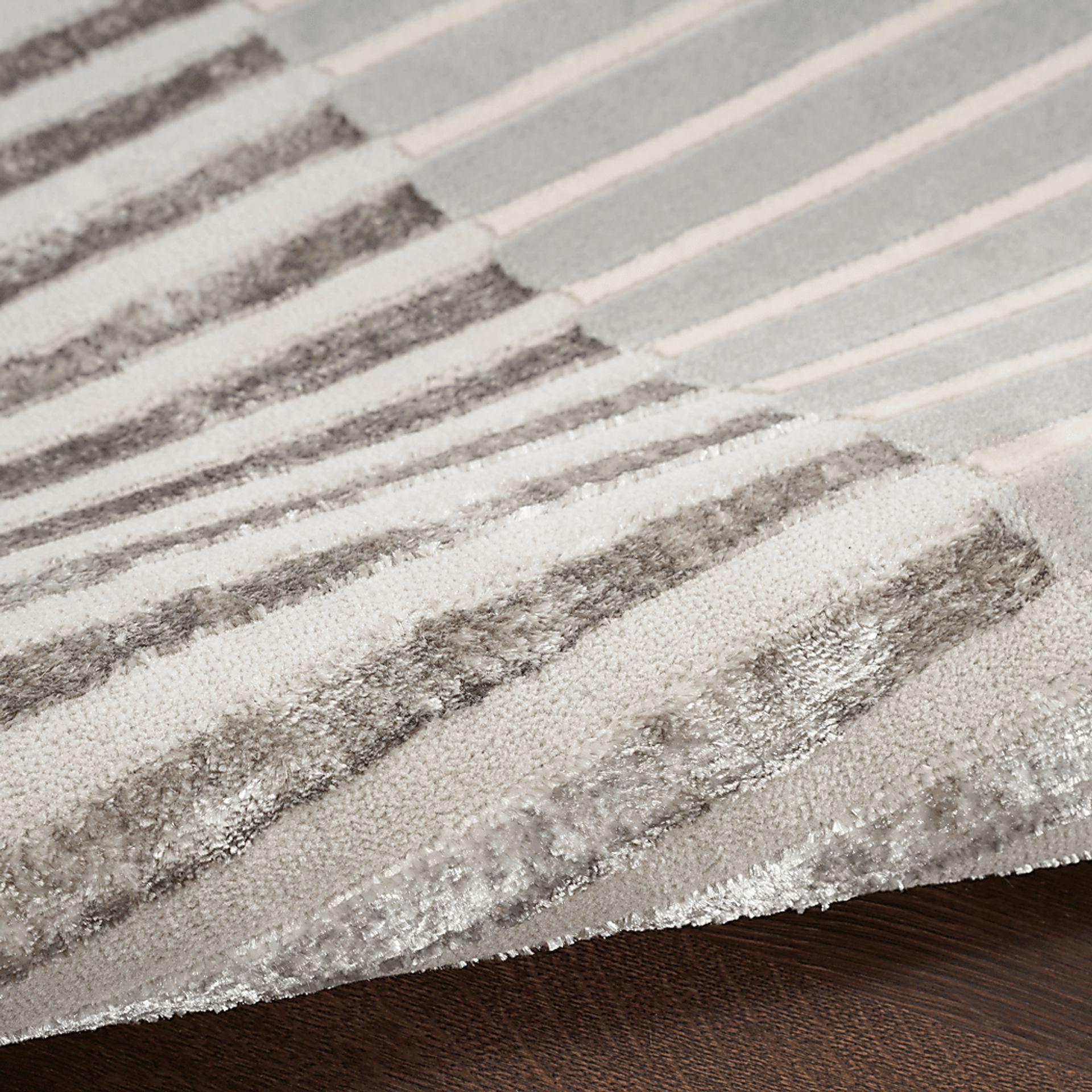 Paphi Silver/Gray 7'10 x 9'10 Rug - Image 10