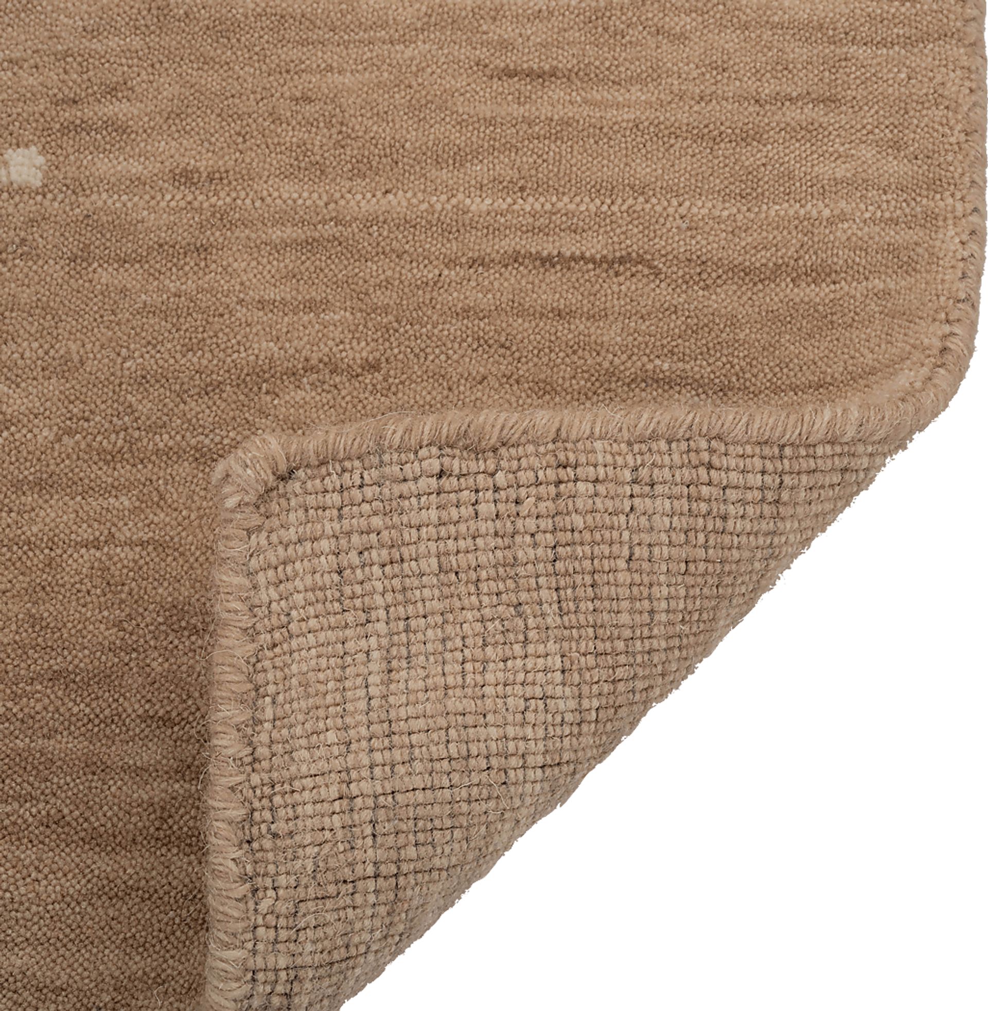 Paradover II Wheat 8' x 10' Rug - Image 4