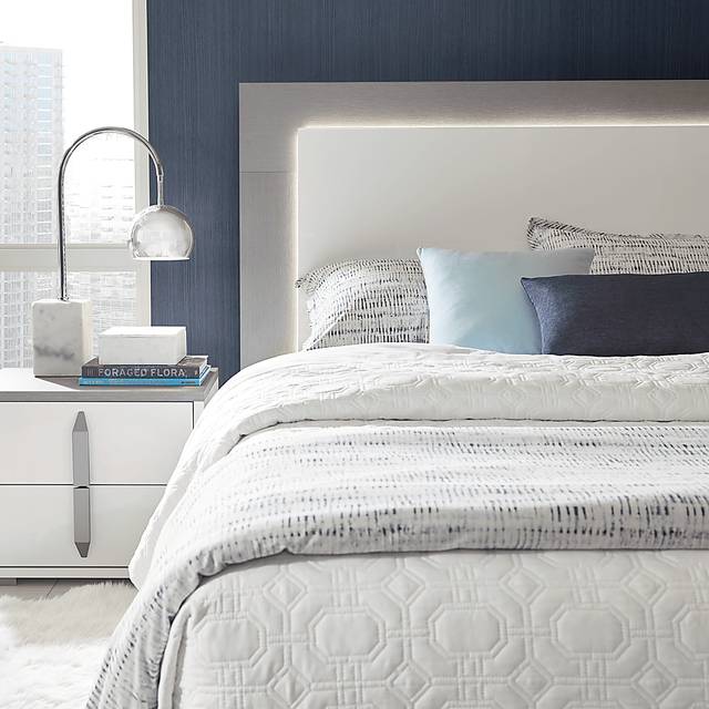 Park Slope White 3 Pc Queen Panel Bed - Thumbnail - Image 4