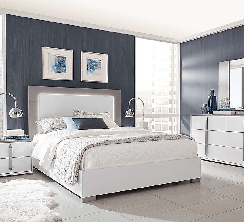 Park Slope 5 Pc White Colors,White King Bedroom Set With 3 Pc King