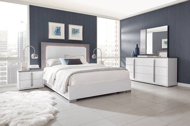 Park Slope White 7 Pc King Panel Bedroom - Thumbnail - Image 1