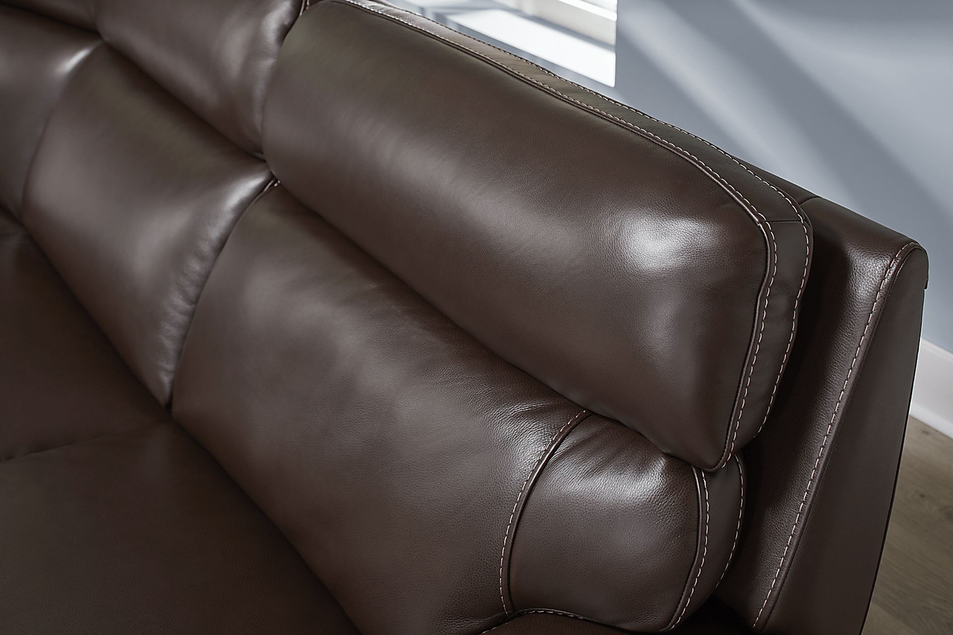 Parker Point Dark Brown Leather 5 Pc Triple Power Reclining Sectional - Image 7