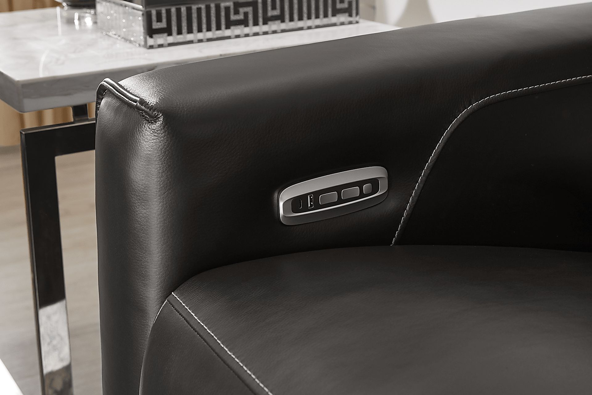 Parkside Heights Black Cherry Leather 7 Pc Living Room w/Dual Power Reclining Sofa - Image 5
