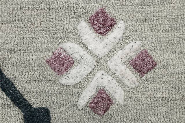 Paslier Gray/Multi 7' Round Rug - Thumbnail - Image 7