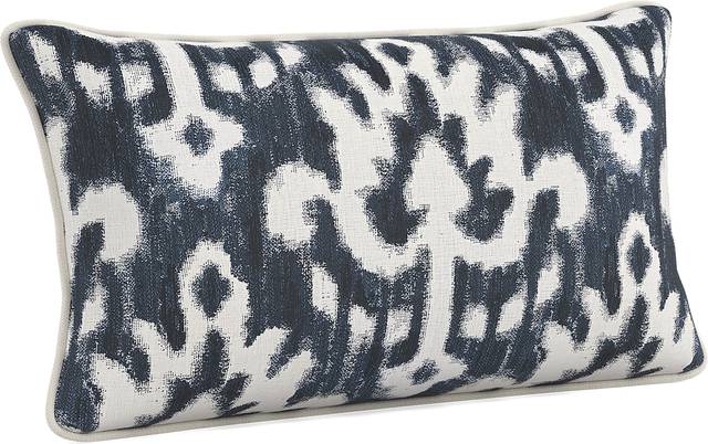 Patra Indigo Indoor/Outdoor Kidney Pillow - Thumbnail - Image 2