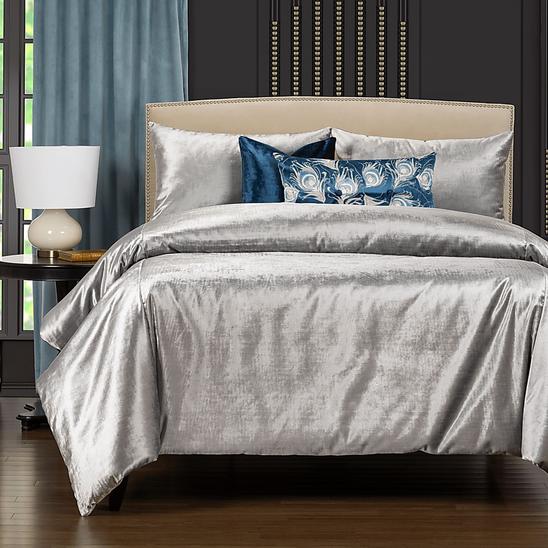 Pauladale Silver 6pc King Duvet Cover Set - Image 2