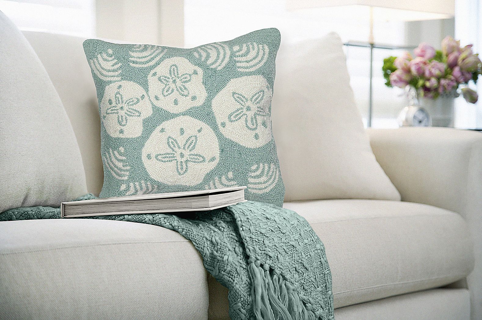 Pearlway Aqua Indoor/Outdoor Accent Pillow - Thumbnail 2