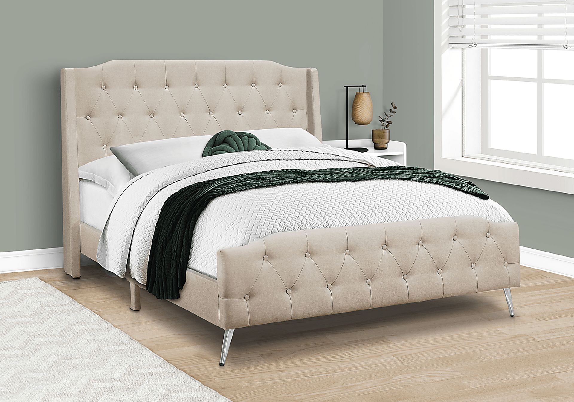 Pennefeather Beige Queen Bed - Image 2