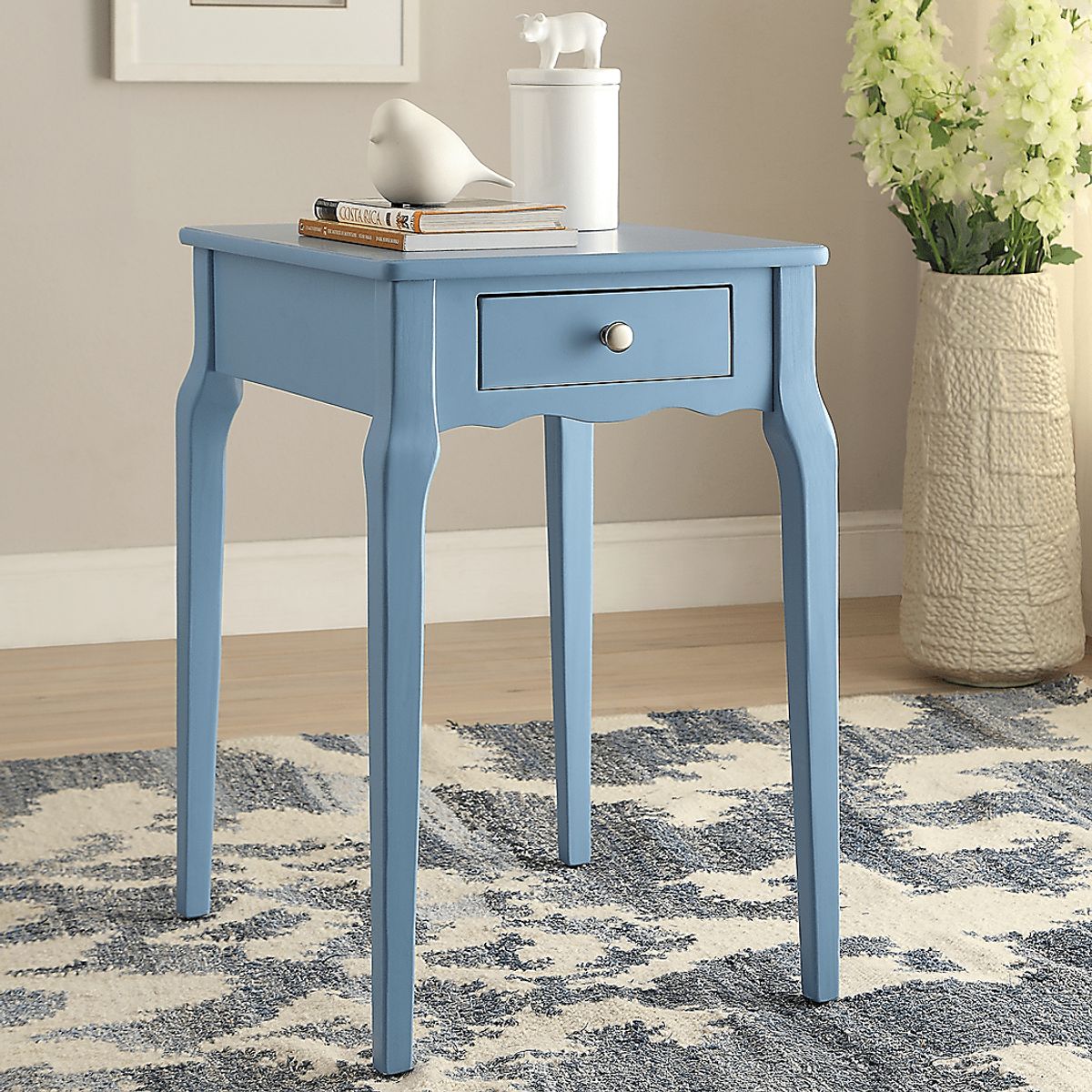 Percel Blue Colors Accent Table | Rooms to Go