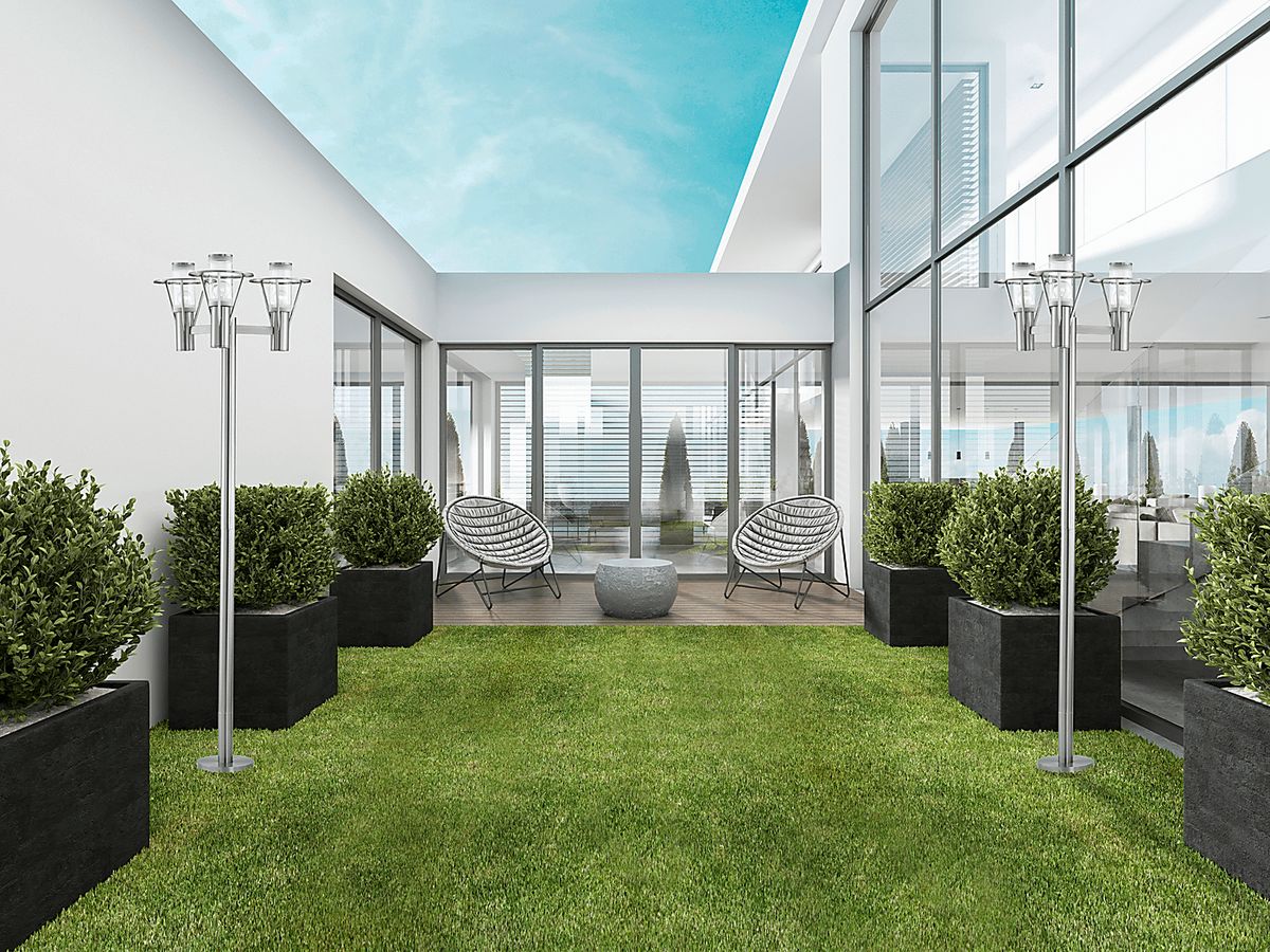 Perrott Bend Silver Gray Outdoor Lamp | Rooms to Go