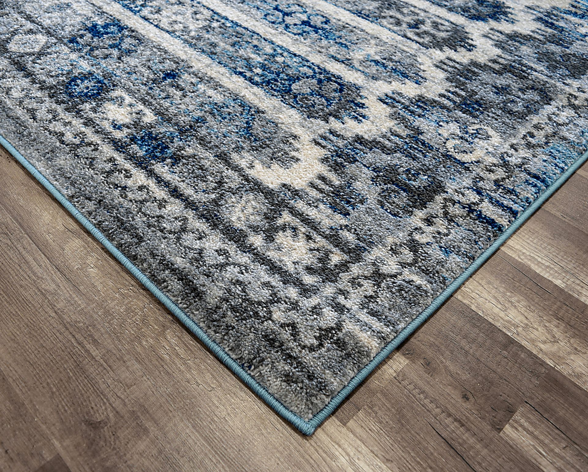 Pesal Gray 5' x 7' Rug - Image 2