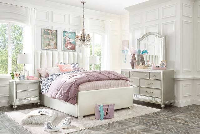 Kids Petit Paris Silver 5 Pc Bedroom with Anya White Full Upholstered Bed - Thumbnail - Image 1