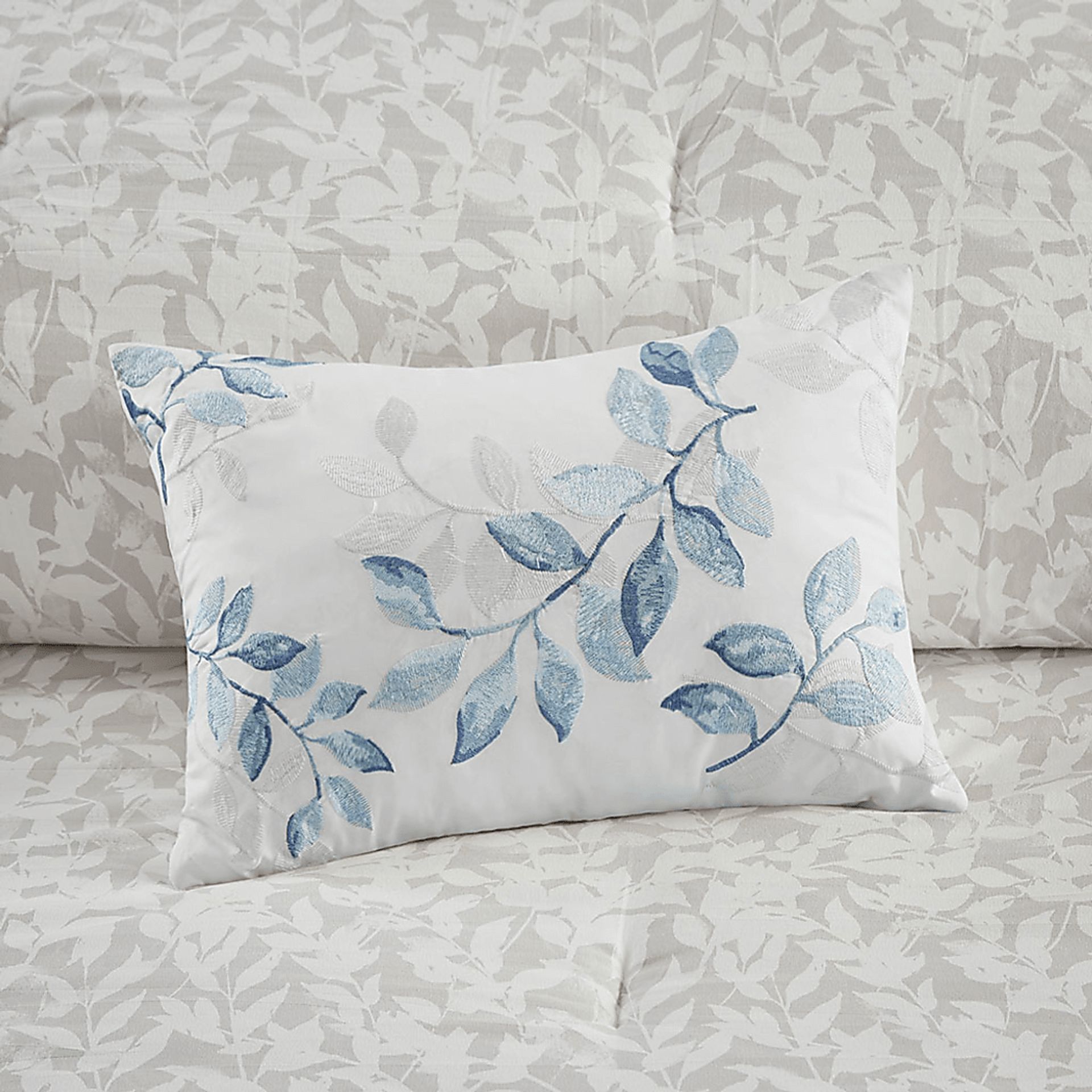 Picayne Blue 8 Pc Full Comforter Set - Image 12