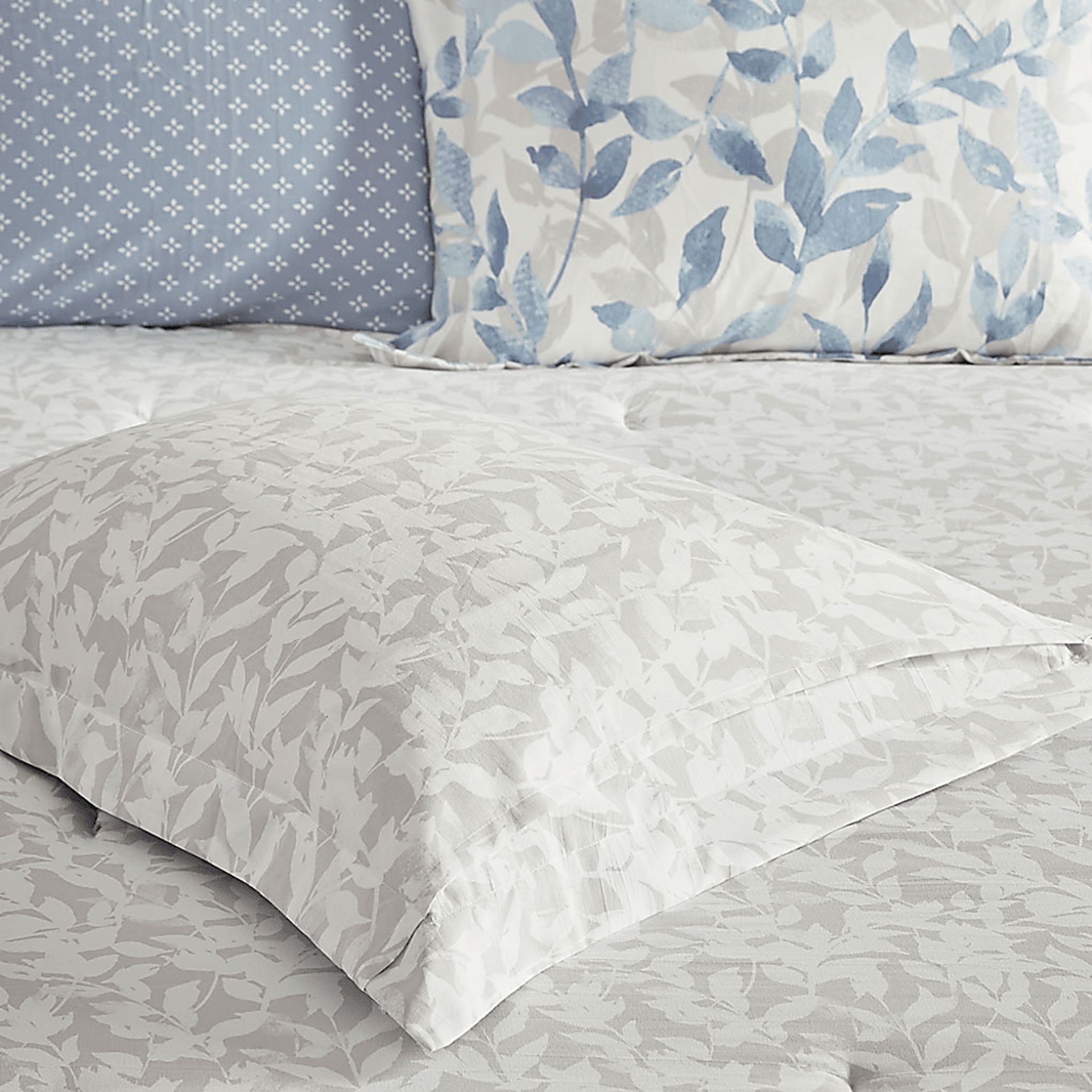 Picayne Blue 8 Pc Full Comforter Set - Image 8