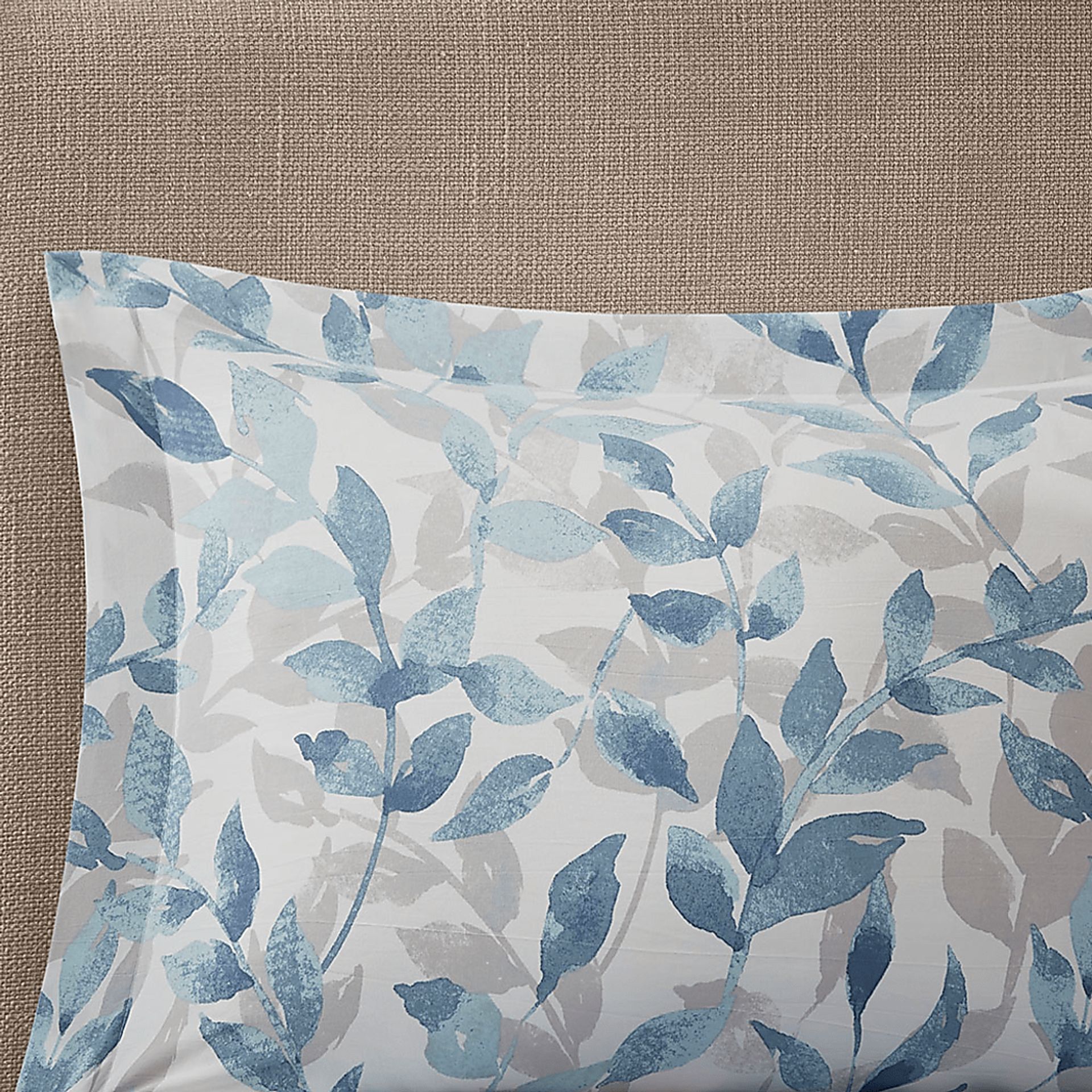 Picayne Blue 8 Pc Full Comforter Set - Image 9