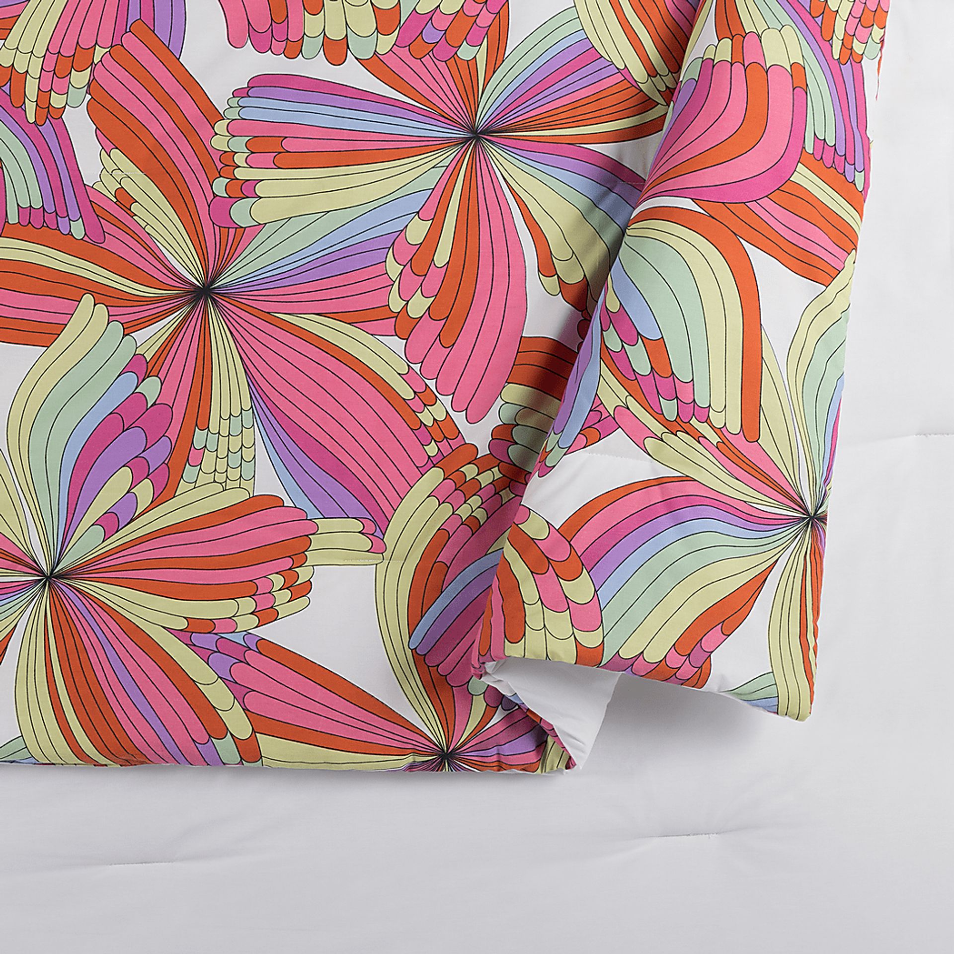Pinwheel Fun Multi 3 Pc King Comforter Set - Image 8