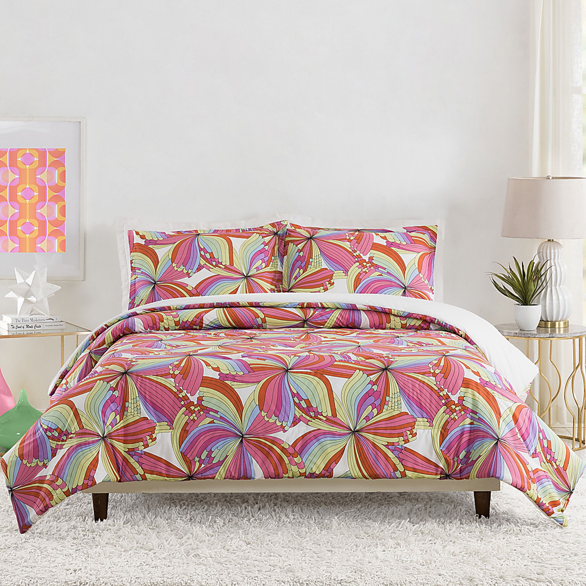 Pinwheel Fun Multi 3 Pc King Comforter Set - Image 1
