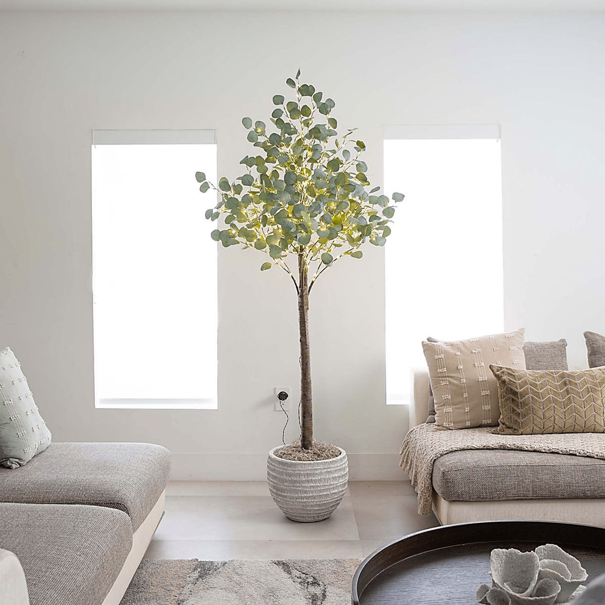 Piowar I Green Silk Tree W/Lights | Rooms to Go