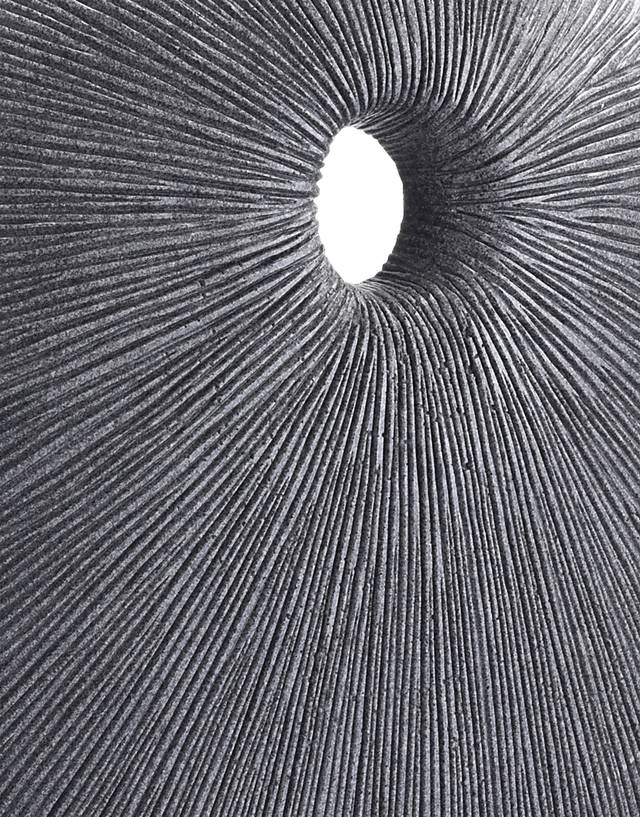 Piperita Gray Medium Outdoor Round Eye Plaque - Thumbnail - Image 4