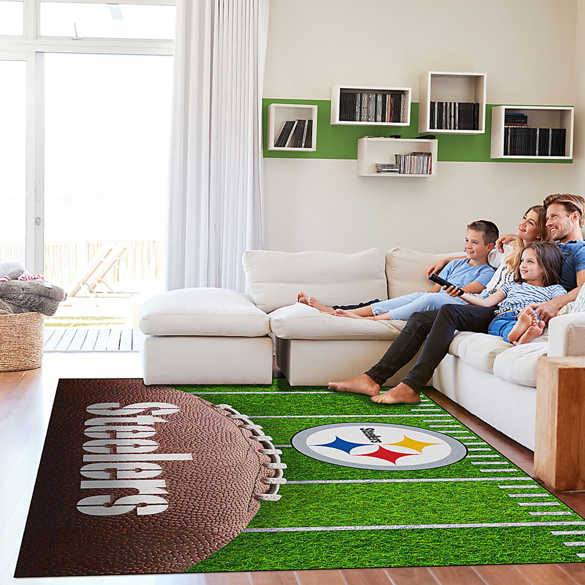 Pittsburgh Steelers 5' x 7' Machine Washable Rug - Image 2