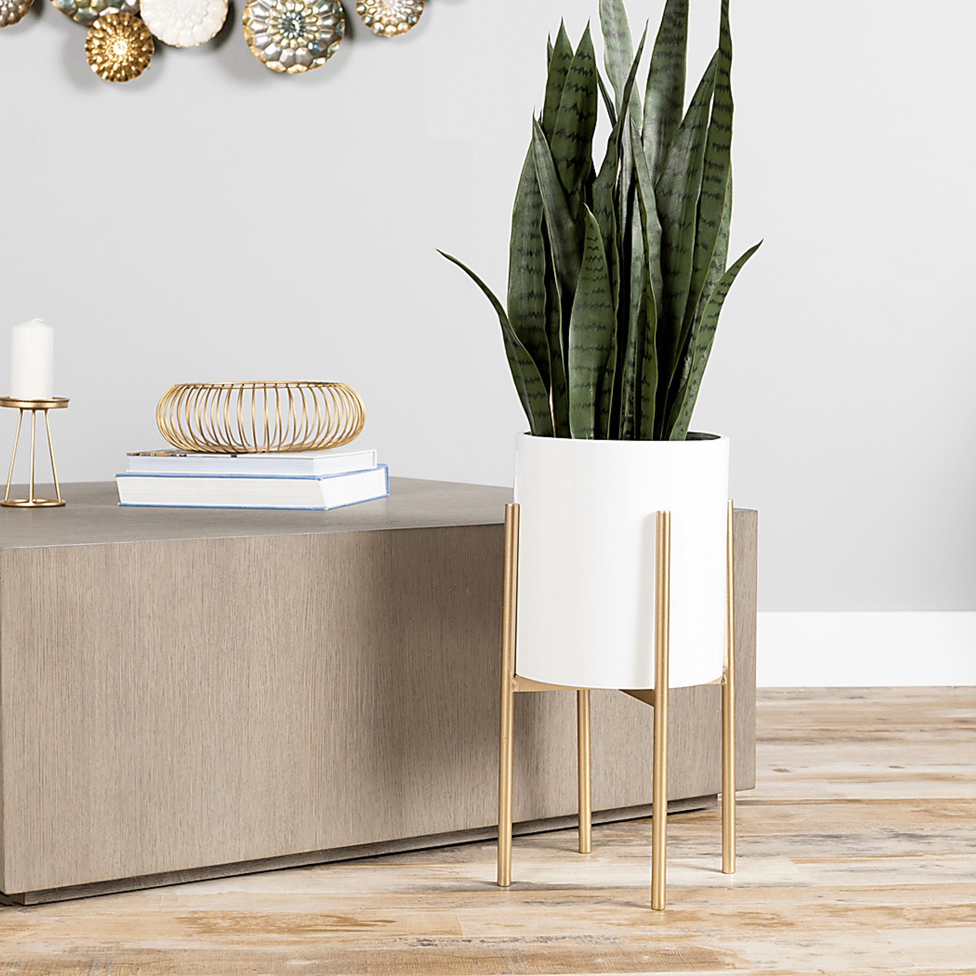 Plaag White Plant Stand - Image 2