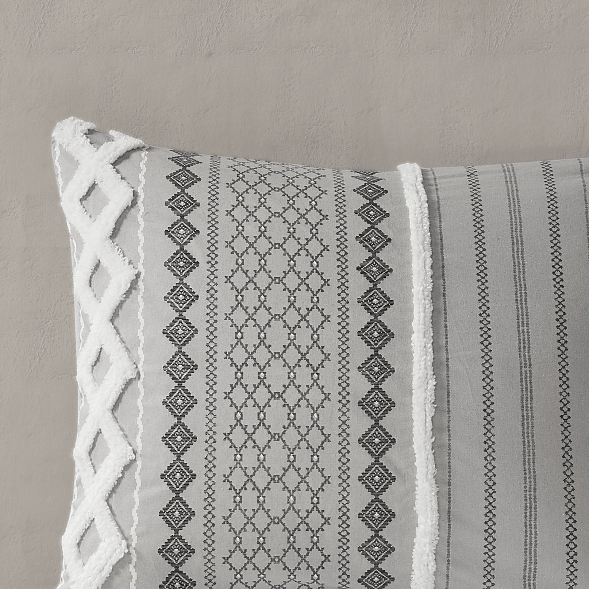 Plaen Gray 3 Pc Full/Queen Comforter Set - Image 7