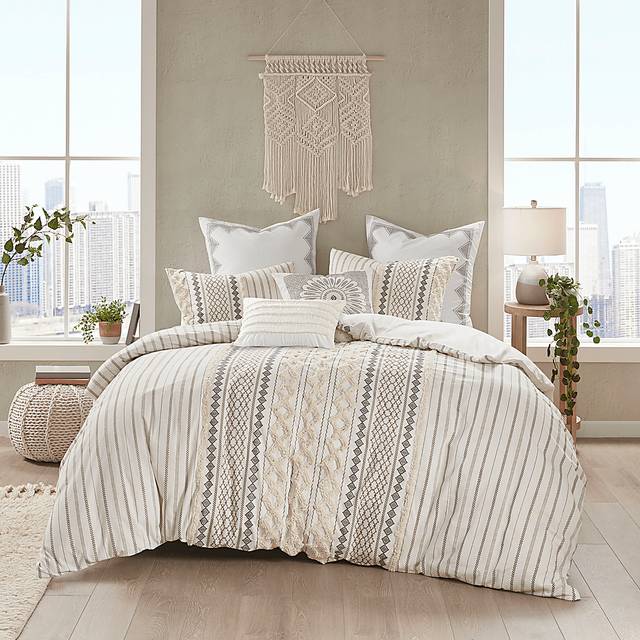 Plaen Ivory 3 Pc Full/Queen Comforter Set - Thumbnail - Image 2