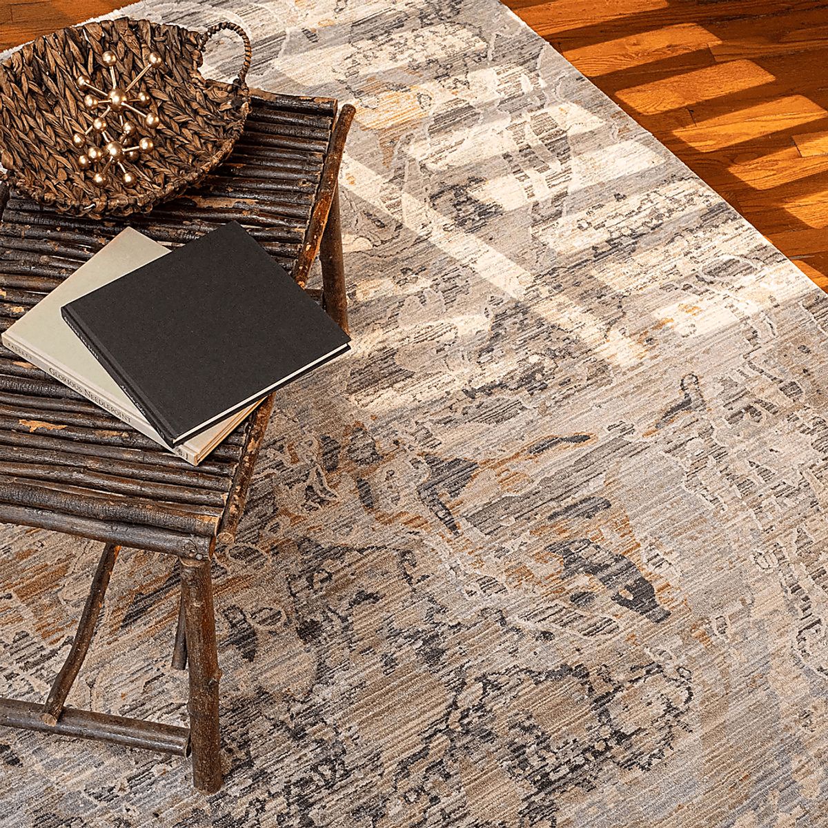 Platham Gray Rugs | Rooms to Go