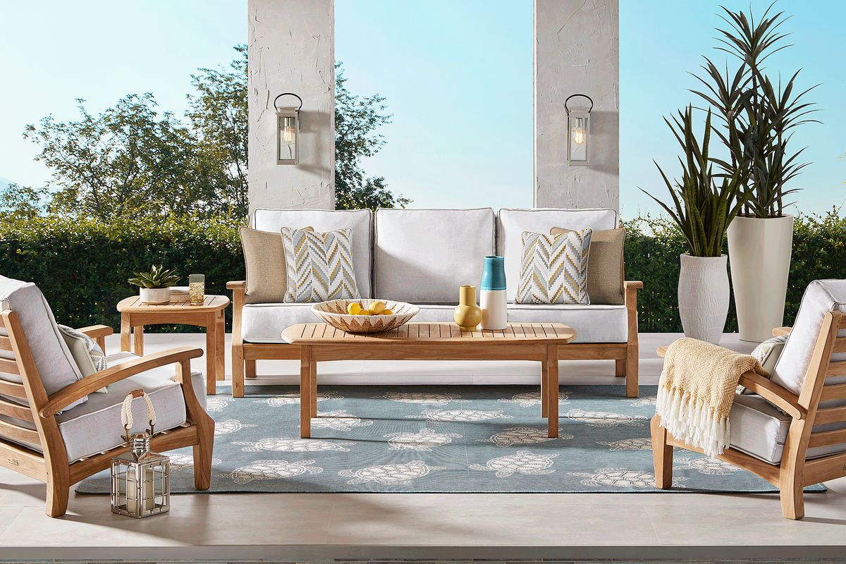 Pleasant Bay Teak 4 Pc Outdoor Seating Set with Dove Cushions