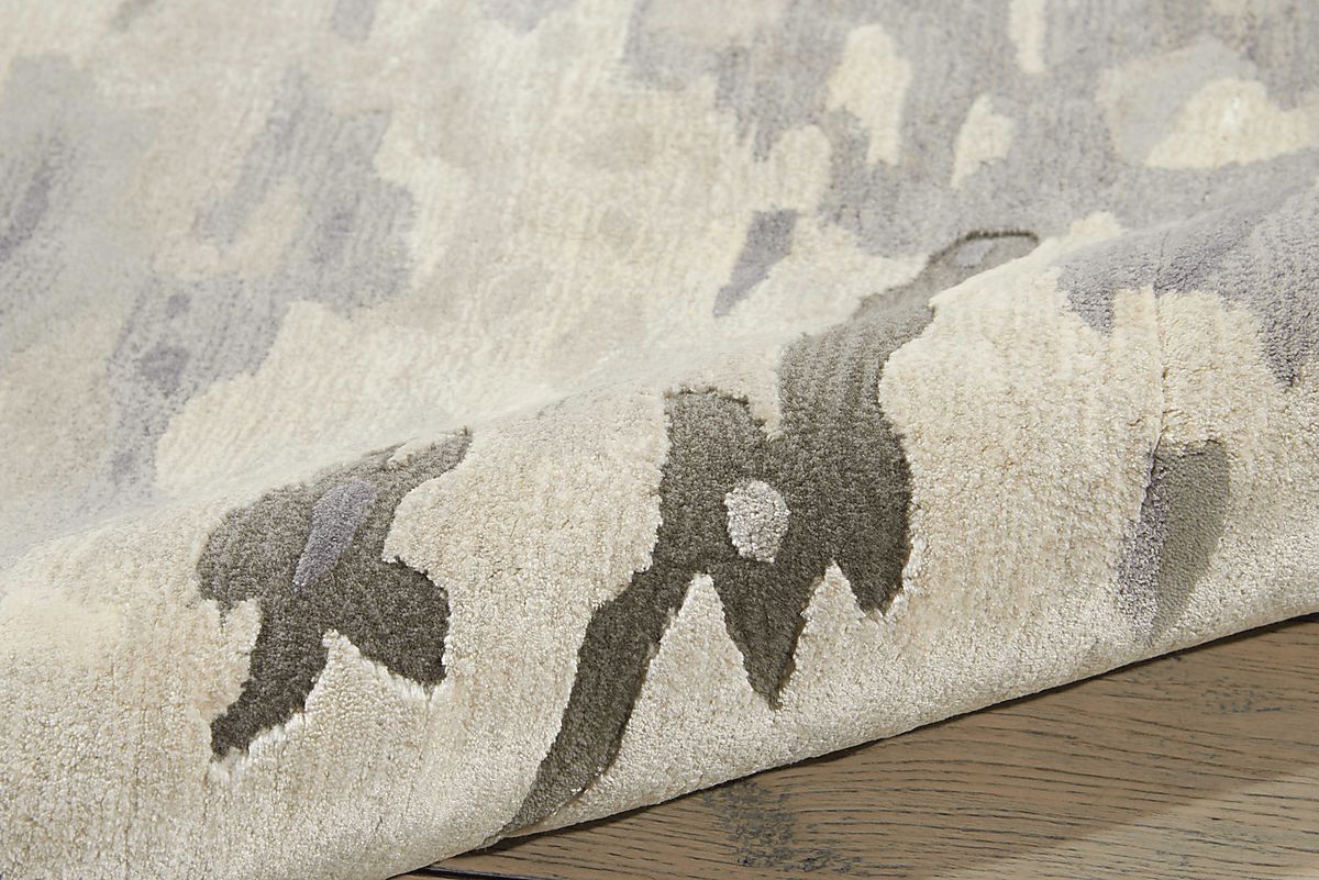 Noreo Gray,Silver Gray Rug | Rooms to Go