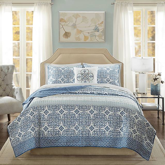 Poeyfarre Blue 8 Pc King Coverlet Set - Thumbnail - Image 7