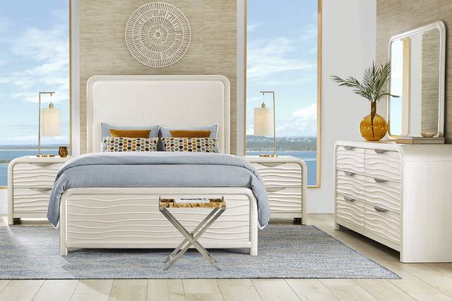 Point Loma White 7 Pc Queen Panel Bedroom - Thumbnail - Image 1