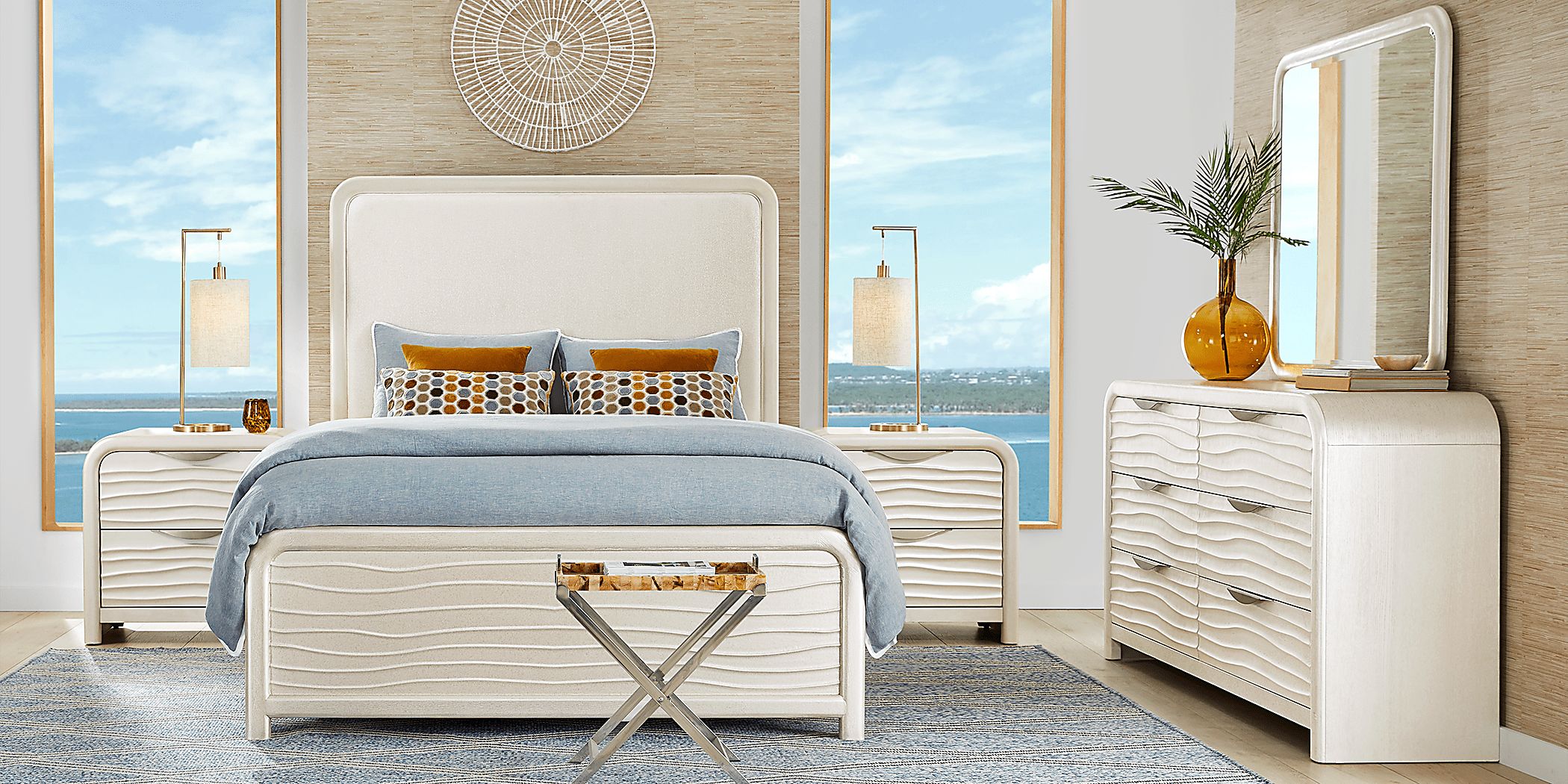 https://assets.roomstogo.com/product/point-loma-white-7-pc-queen-panel-bedroom_3272215P_image-room?cache-id=199e68eee2eecd0b1022b748c4e1c042