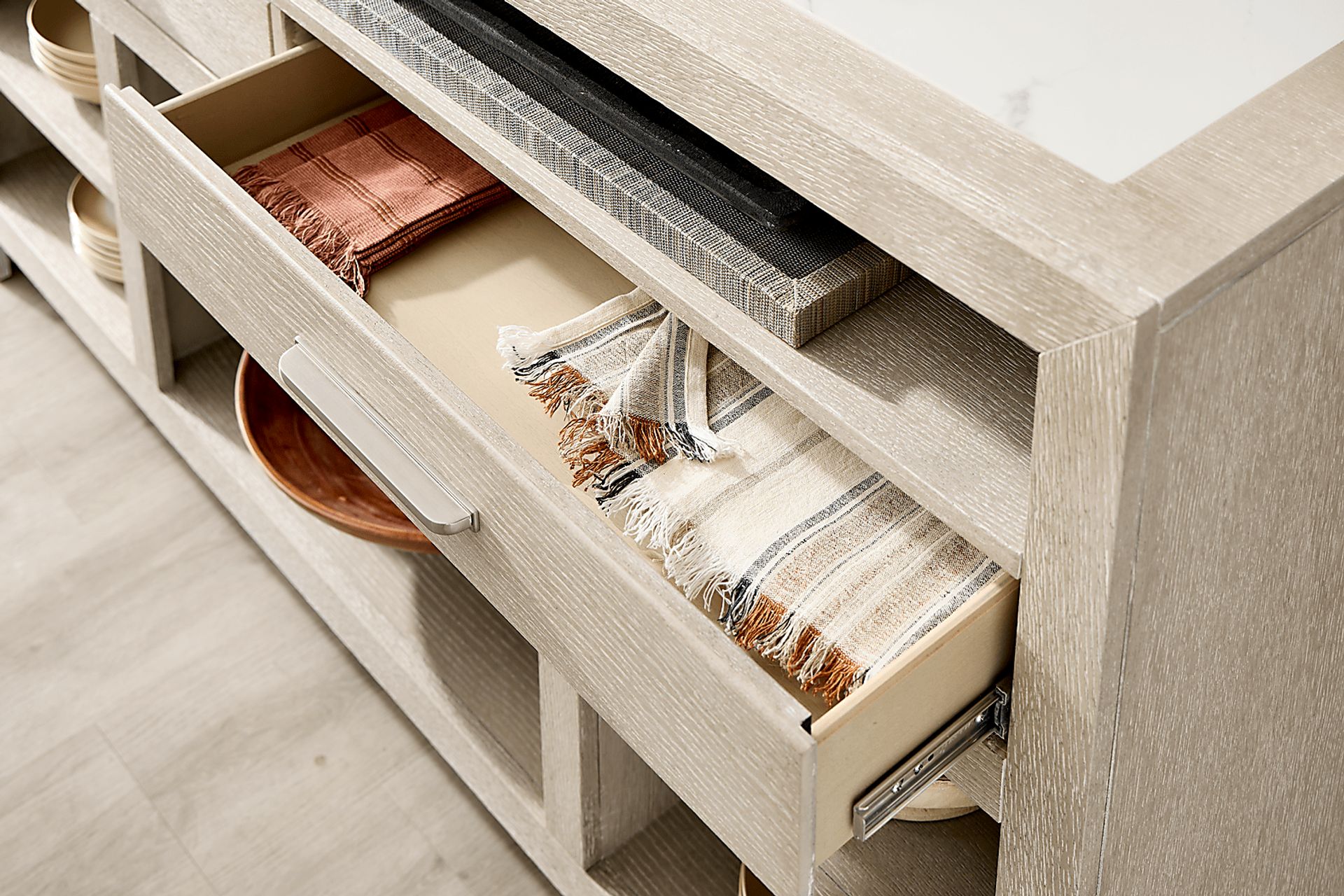 Pompei Gray Server - Image 5