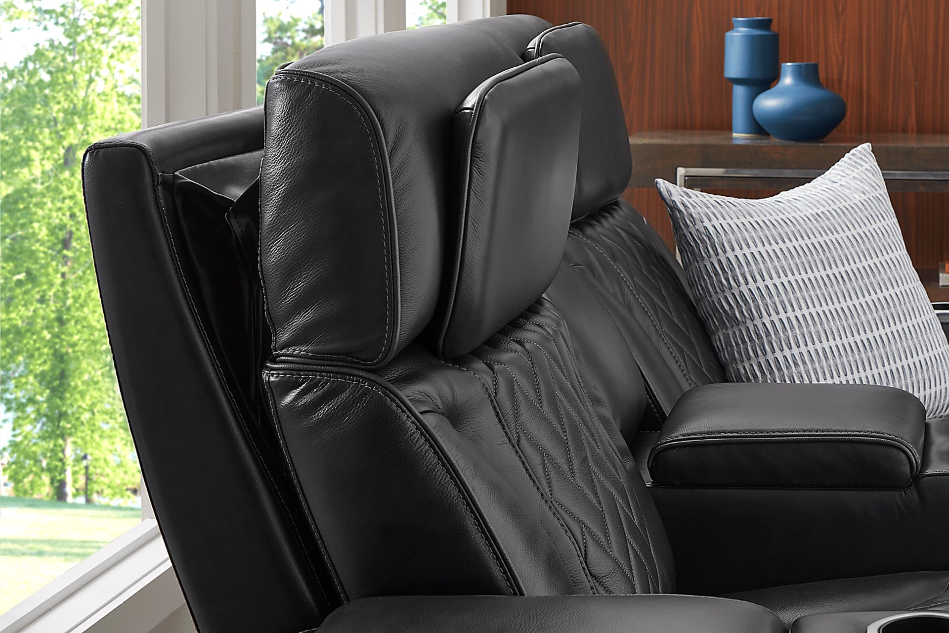 Port Royal Midnight Leather Triple Power Reclining Console Loveseat - Image 5