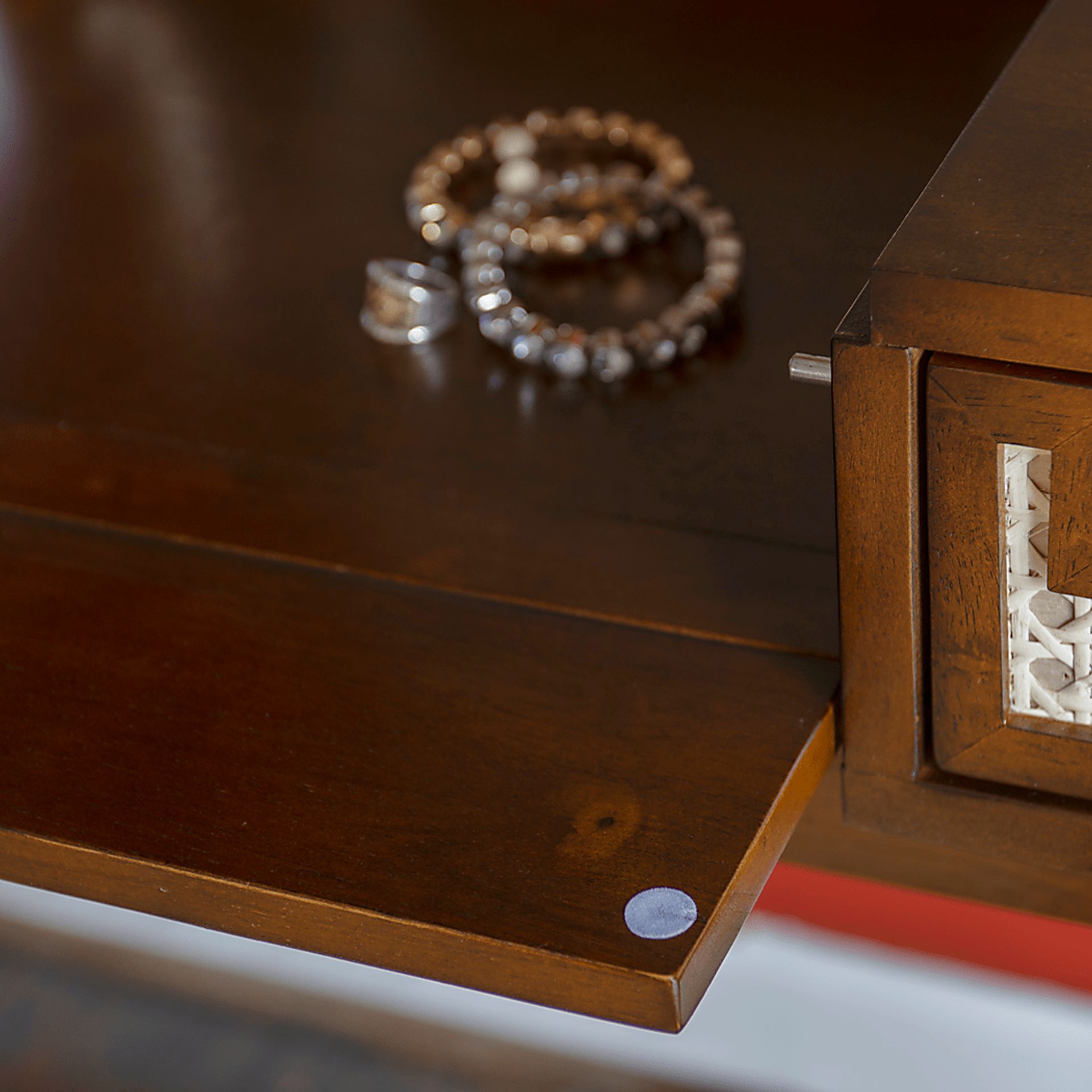 Portsher Walnut Vanity Set - Image 22